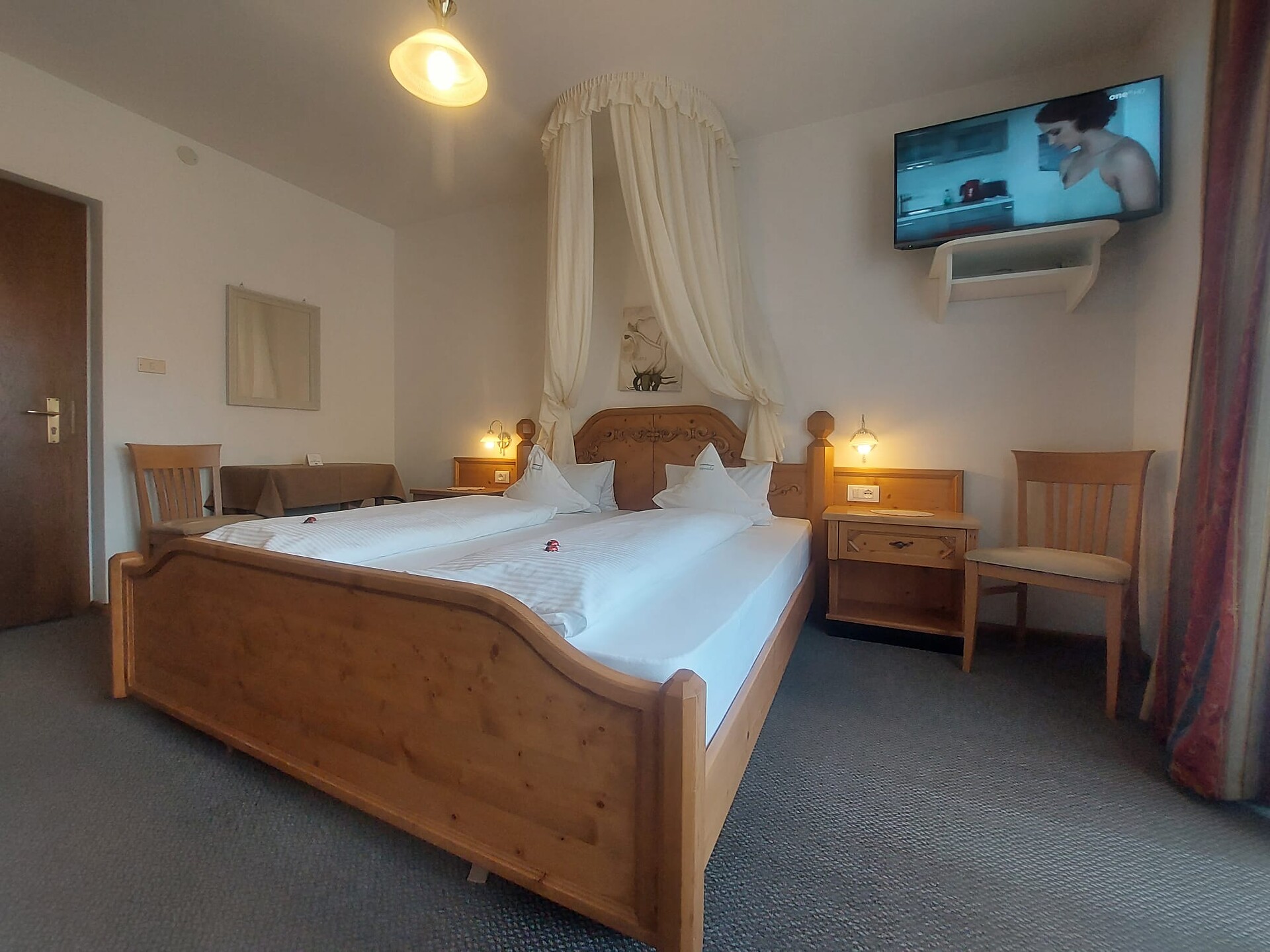 Doppelbettzimmer