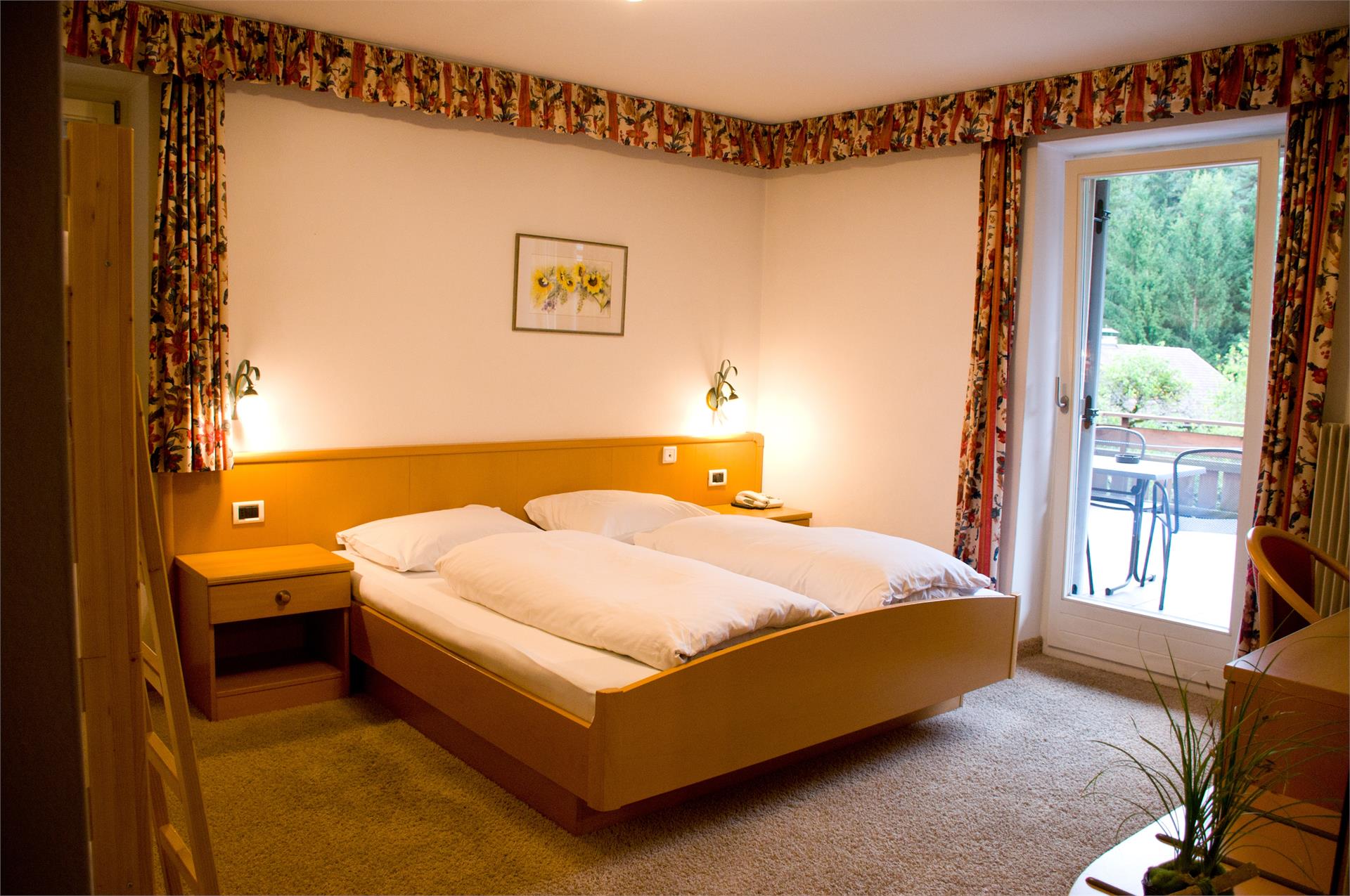 Albergo Pizzeria Petra Chienes 6 suedtirol.info