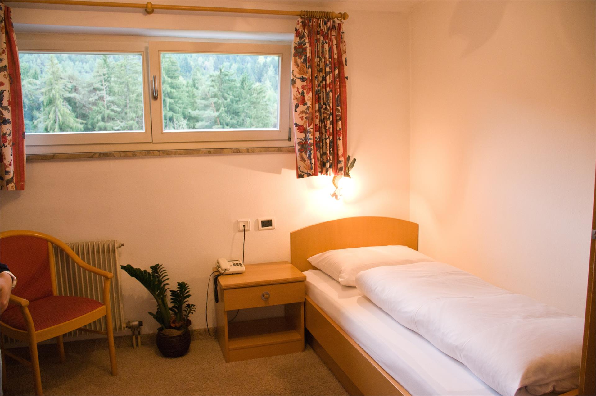 Albergo Pizzeria Petra Chienes 8 suedtirol.info