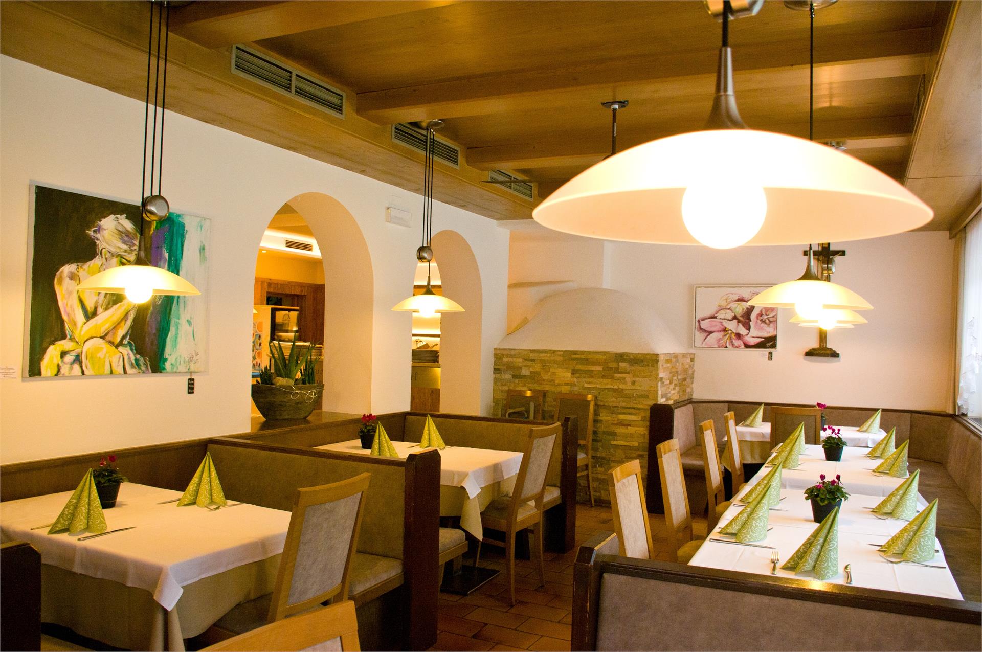Albergo Pizzeria Petra Chienes 2 suedtirol.info