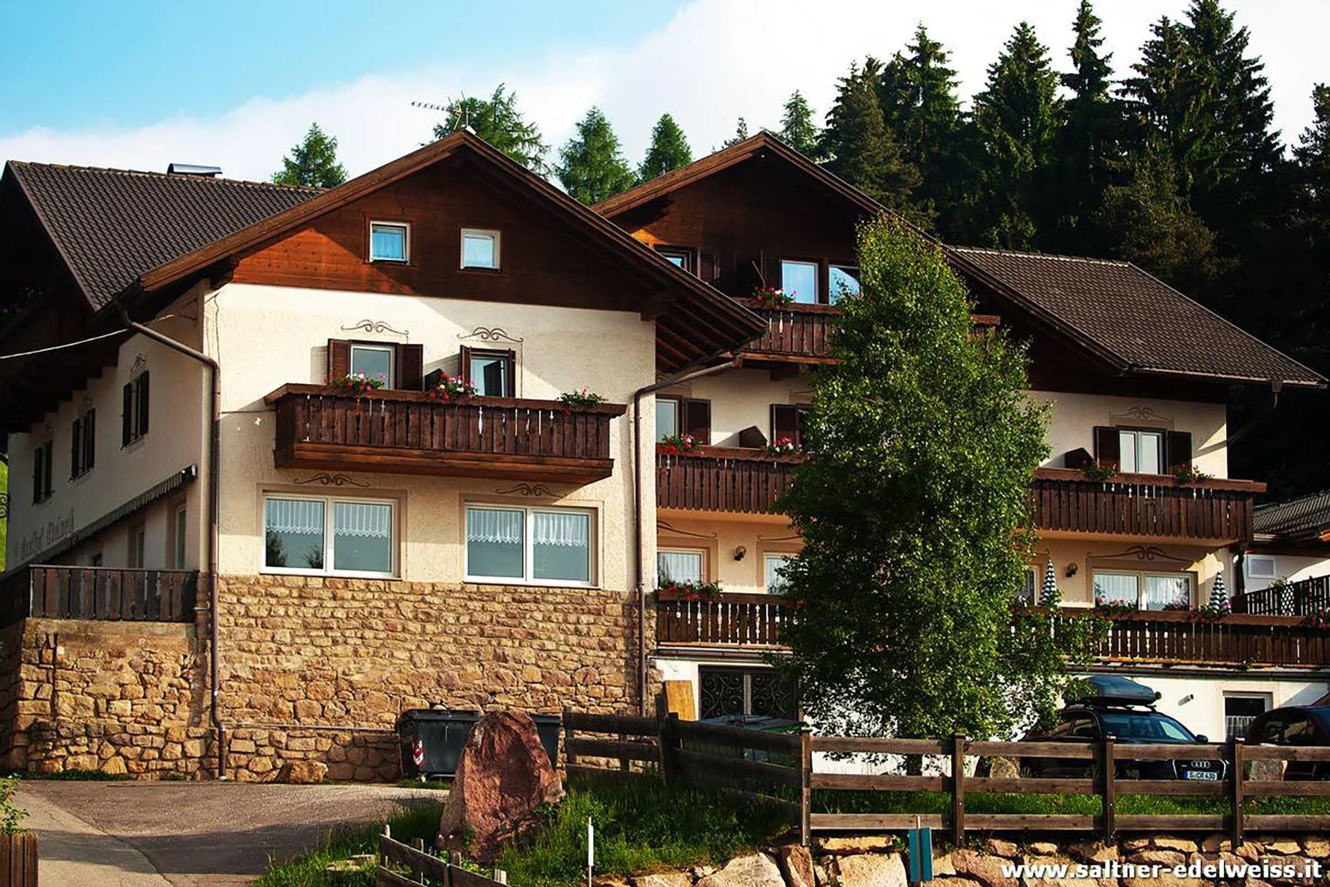 Albergo Stella Alpina San Genesio Atesino 1 suedtirol.info