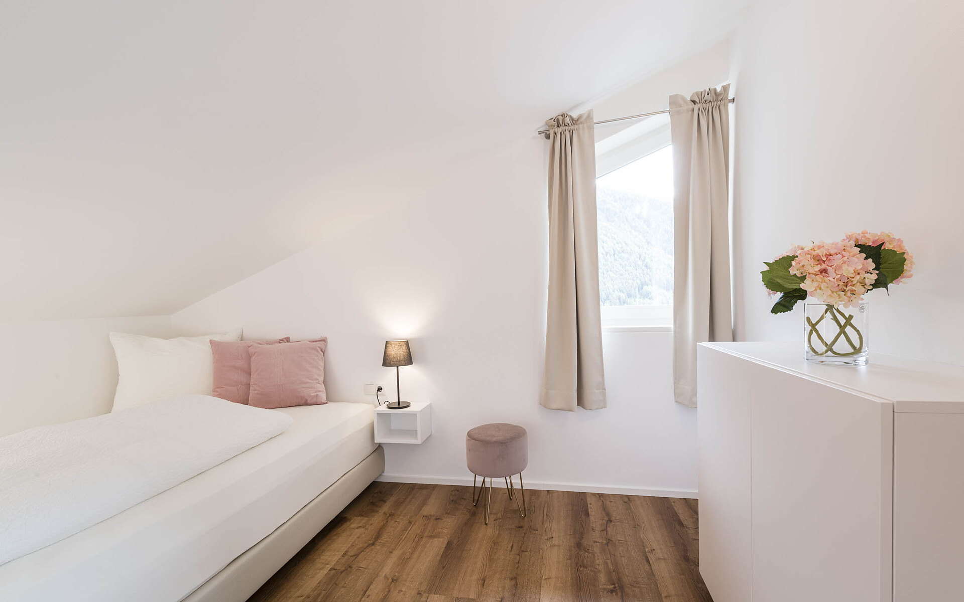 Zimmer 2 + 3 Apartment Rosi