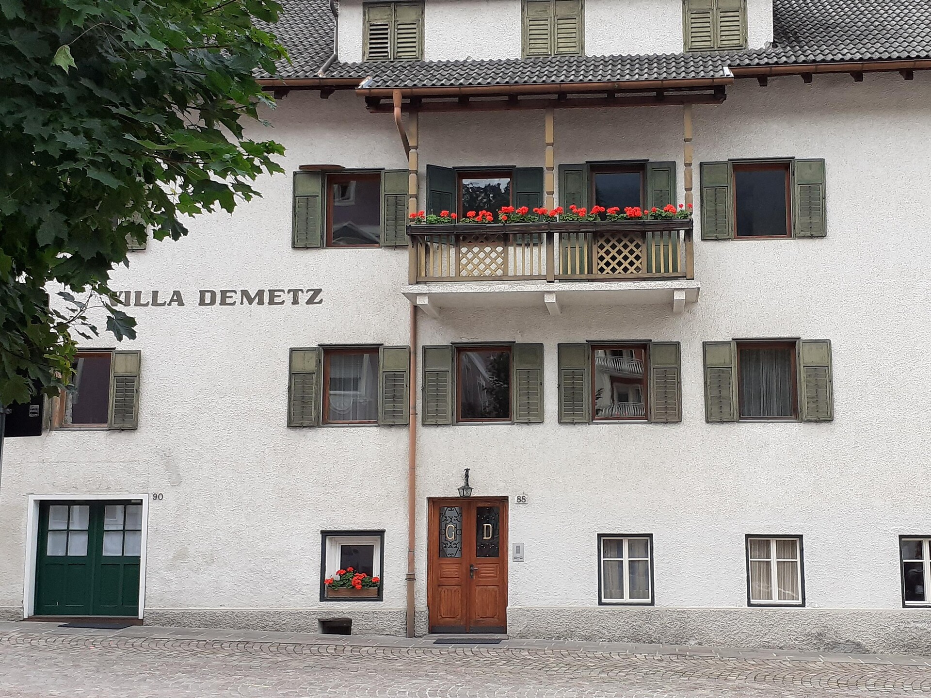 Garni - B&B Villa Demetz St.Ulrich 1 suedtirol.info