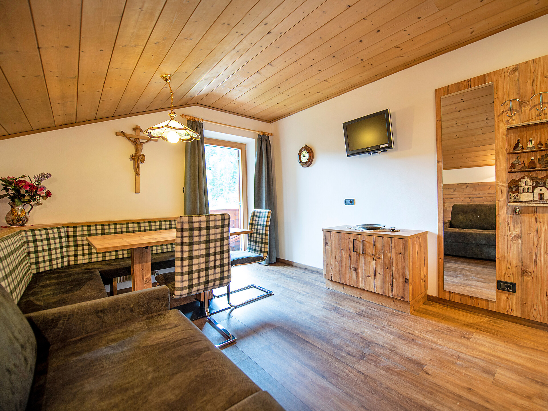 Garni - B&B Cësa Salegg St.Ulrich 25 suedtirol.info