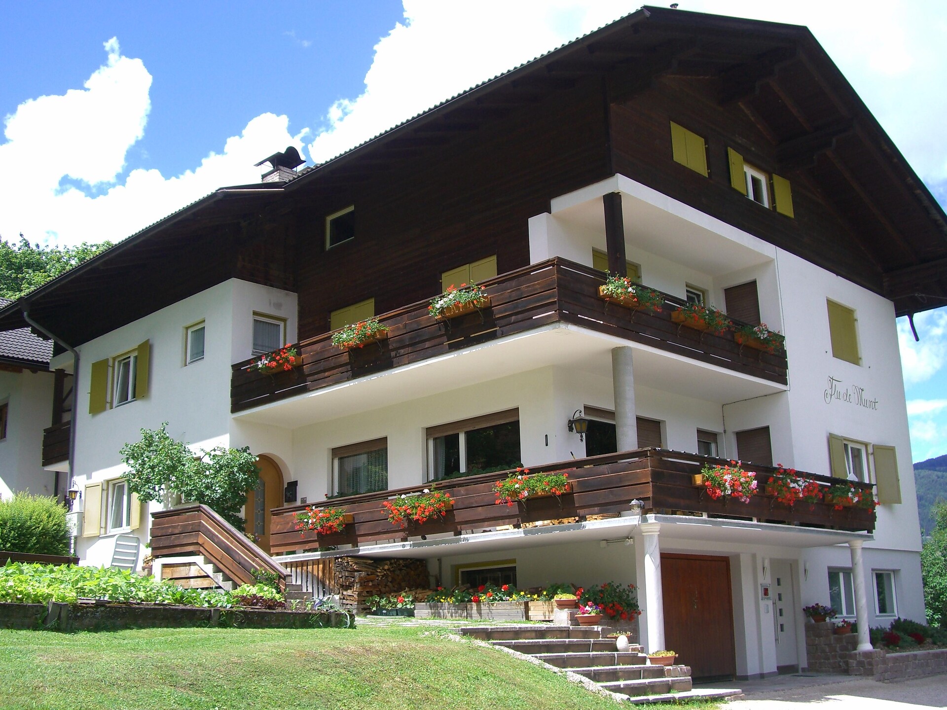 Garnì Flu de Munt - Dolomites Region Kronplatz/Plan de Corones - #1 - suedtirol.info