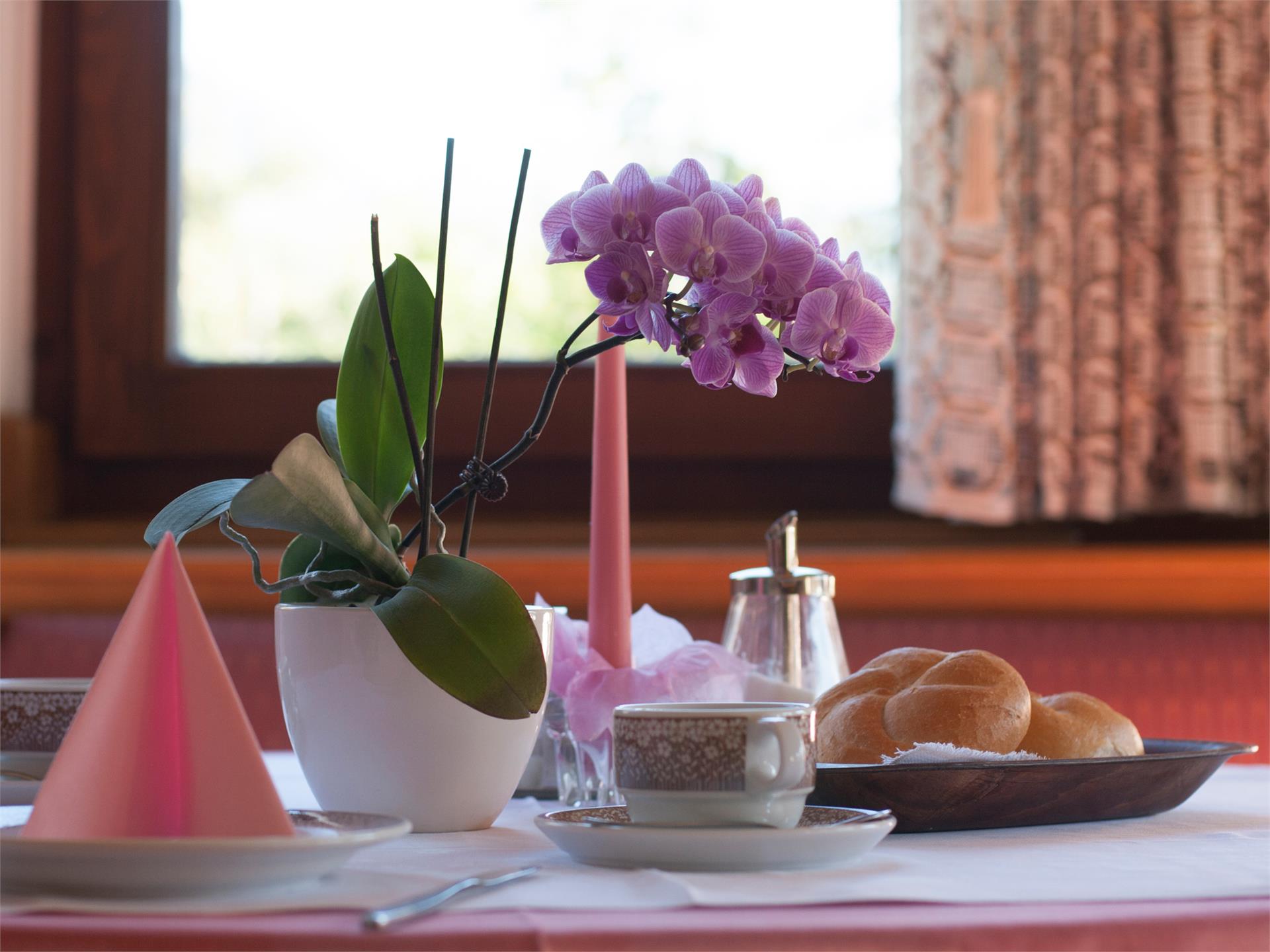 Garni Hubertushof Partschins 4 suedtirol.info