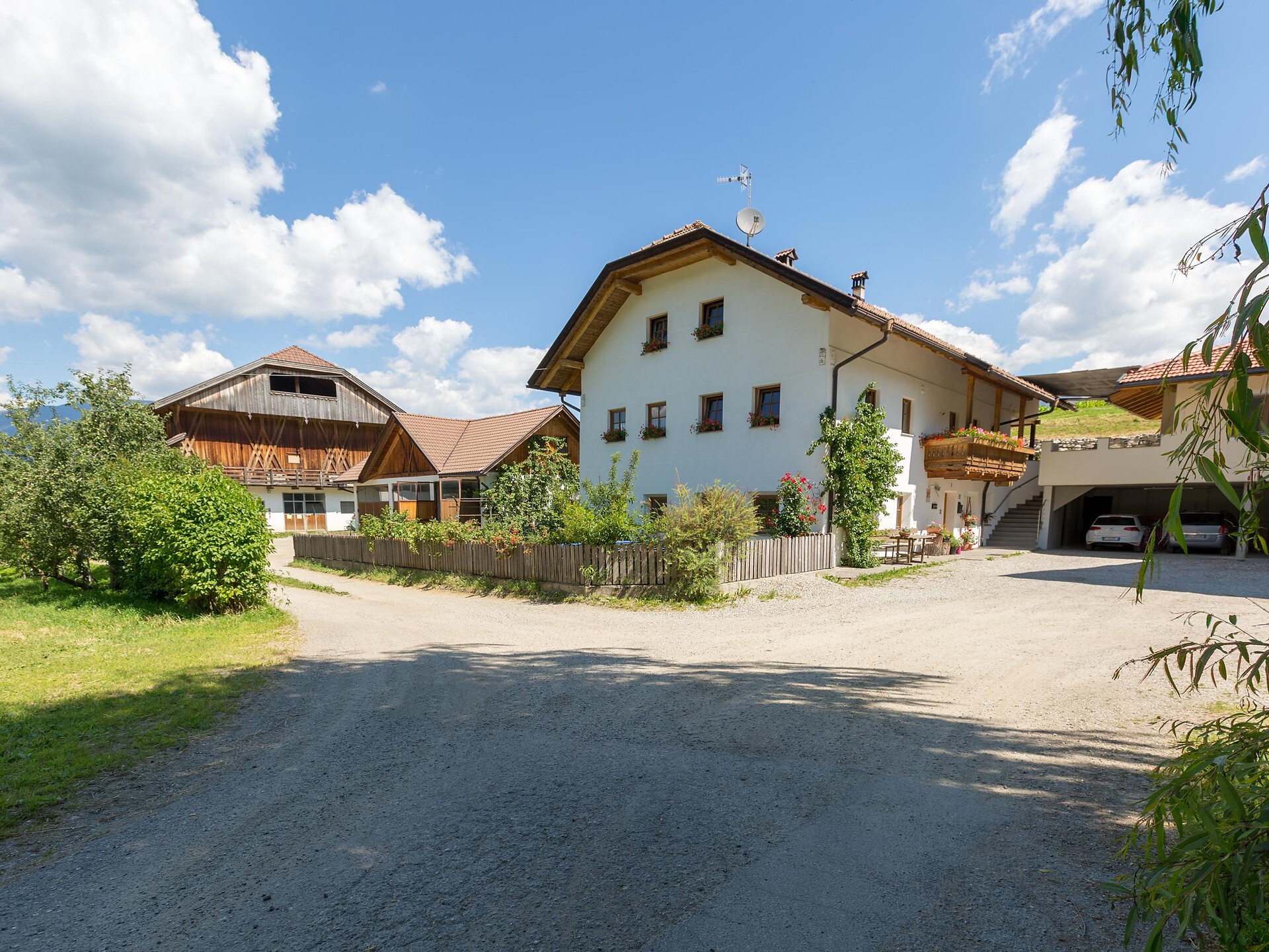 Großflatscherhof Brunico 1 suedtirol.info