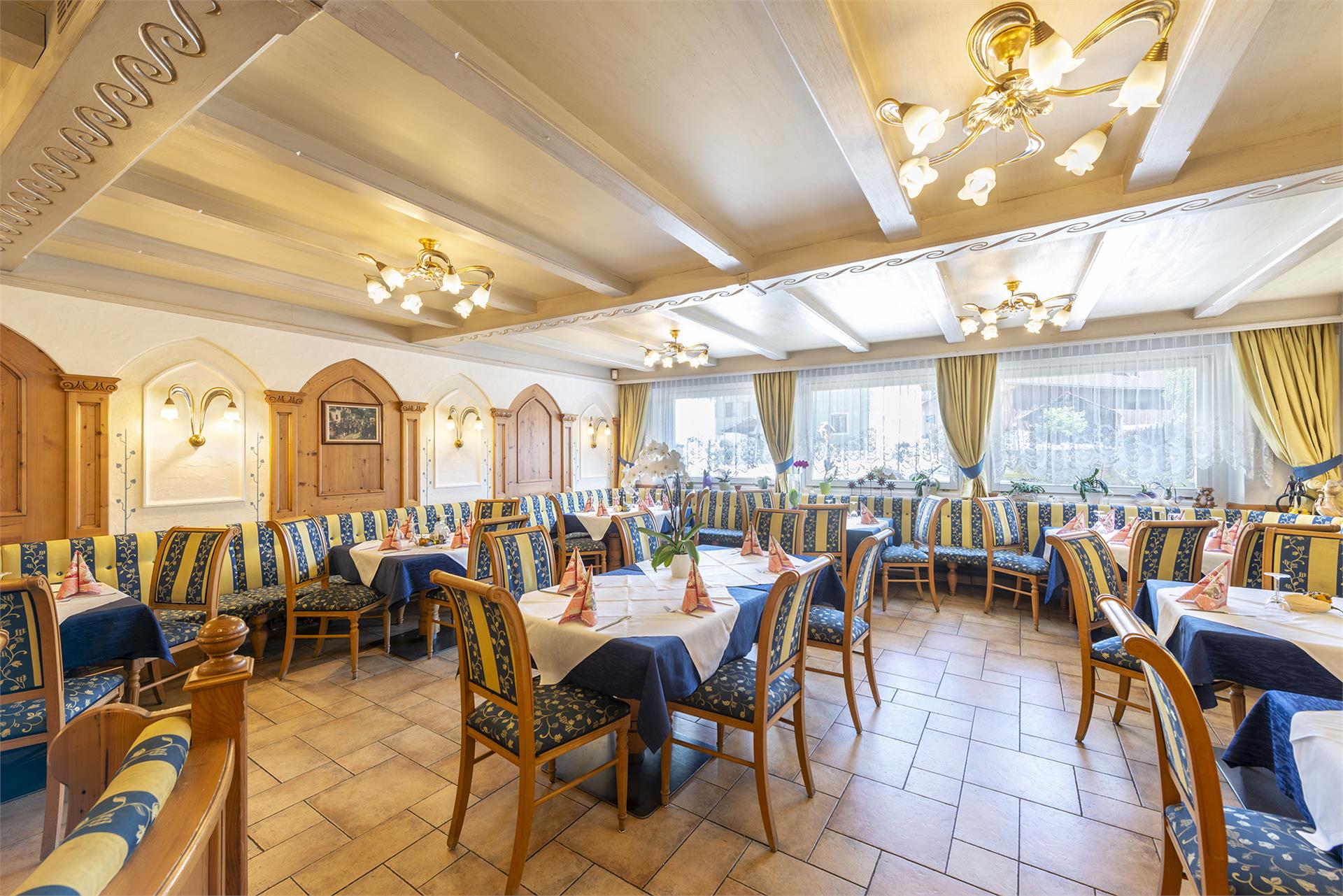 Gasthof Zum Hirschen Bruneck/Brunico 3 suedtirol.info