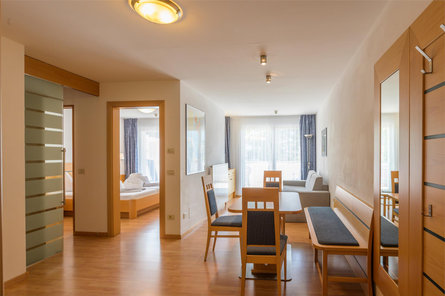 Glanzhof Hotel & Apartments Marling/Marlengo 25 suedtirol.info