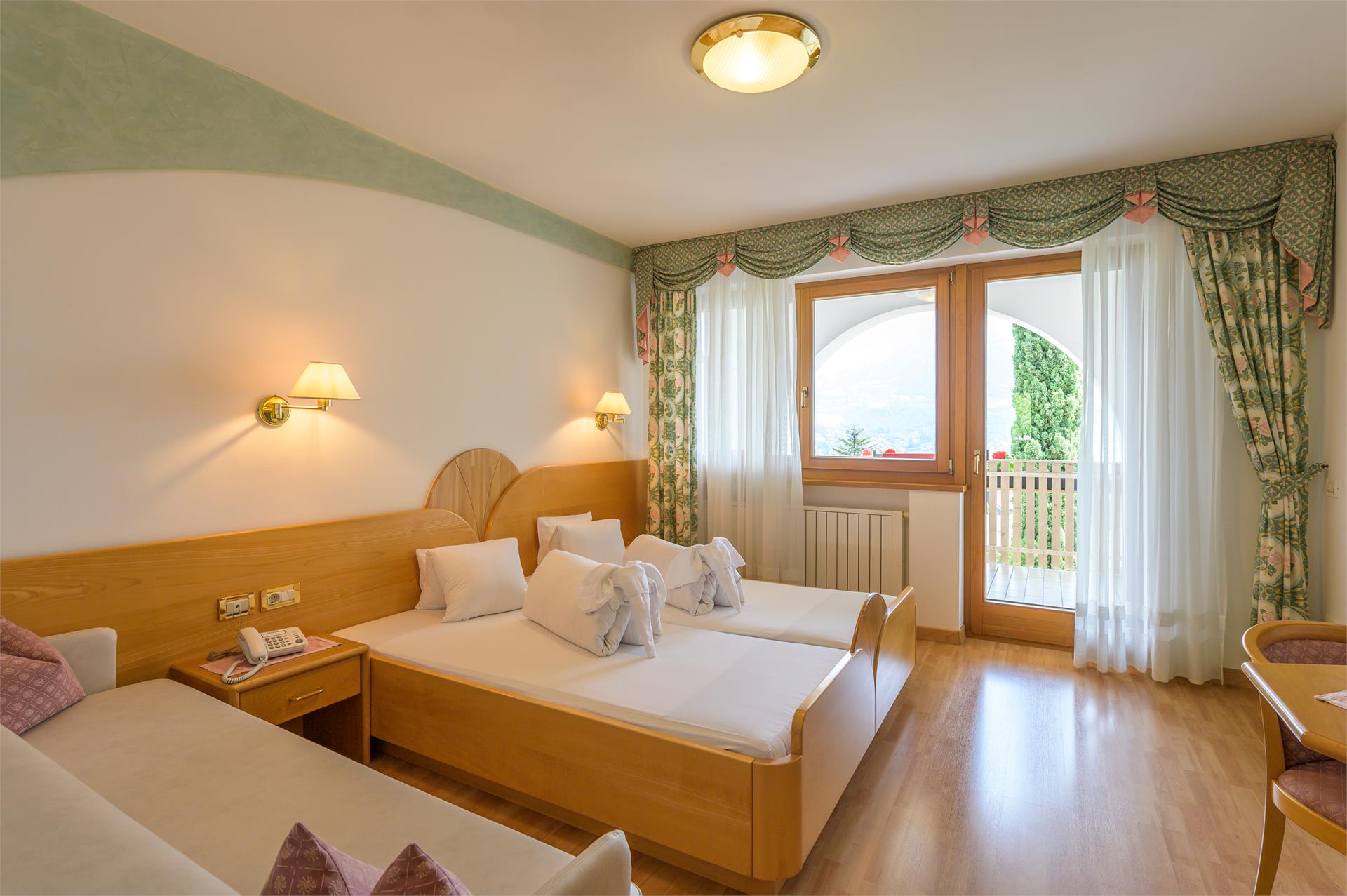 Glanzhof Hotel & Apartments Marling 8 suedtirol.info