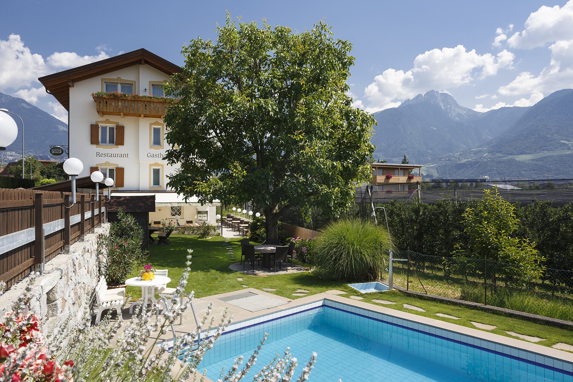 Gasthof-Pension Rosemarie Marling/Marlengo 5 suedtirol.info