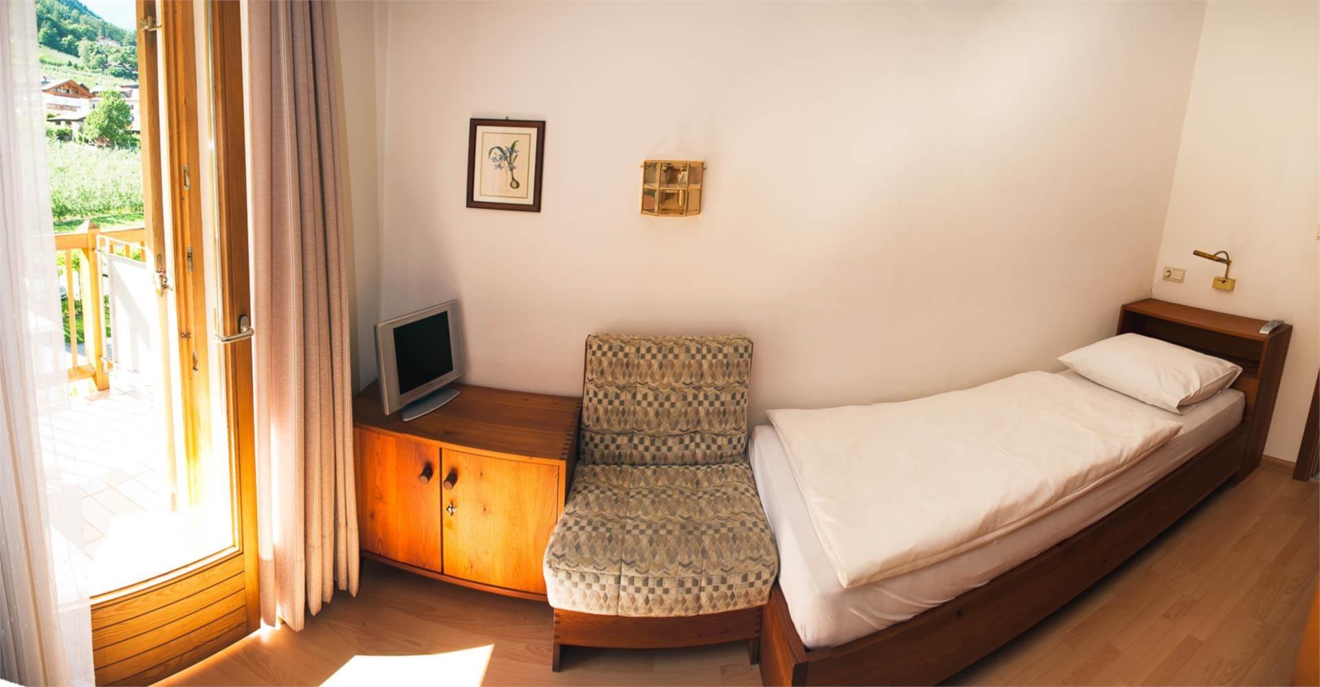 Garni Bogner Marling 12 suedtirol.info