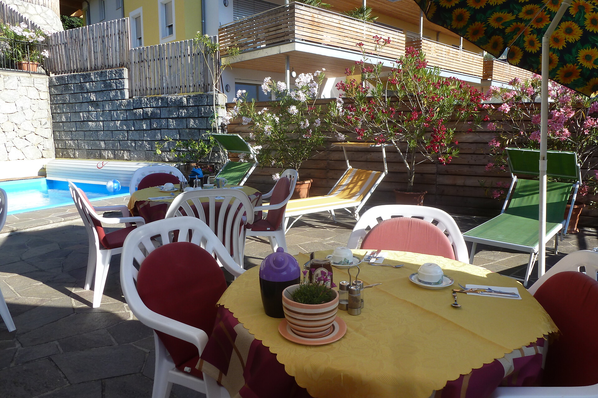 Terrasse, Schwimmbad
