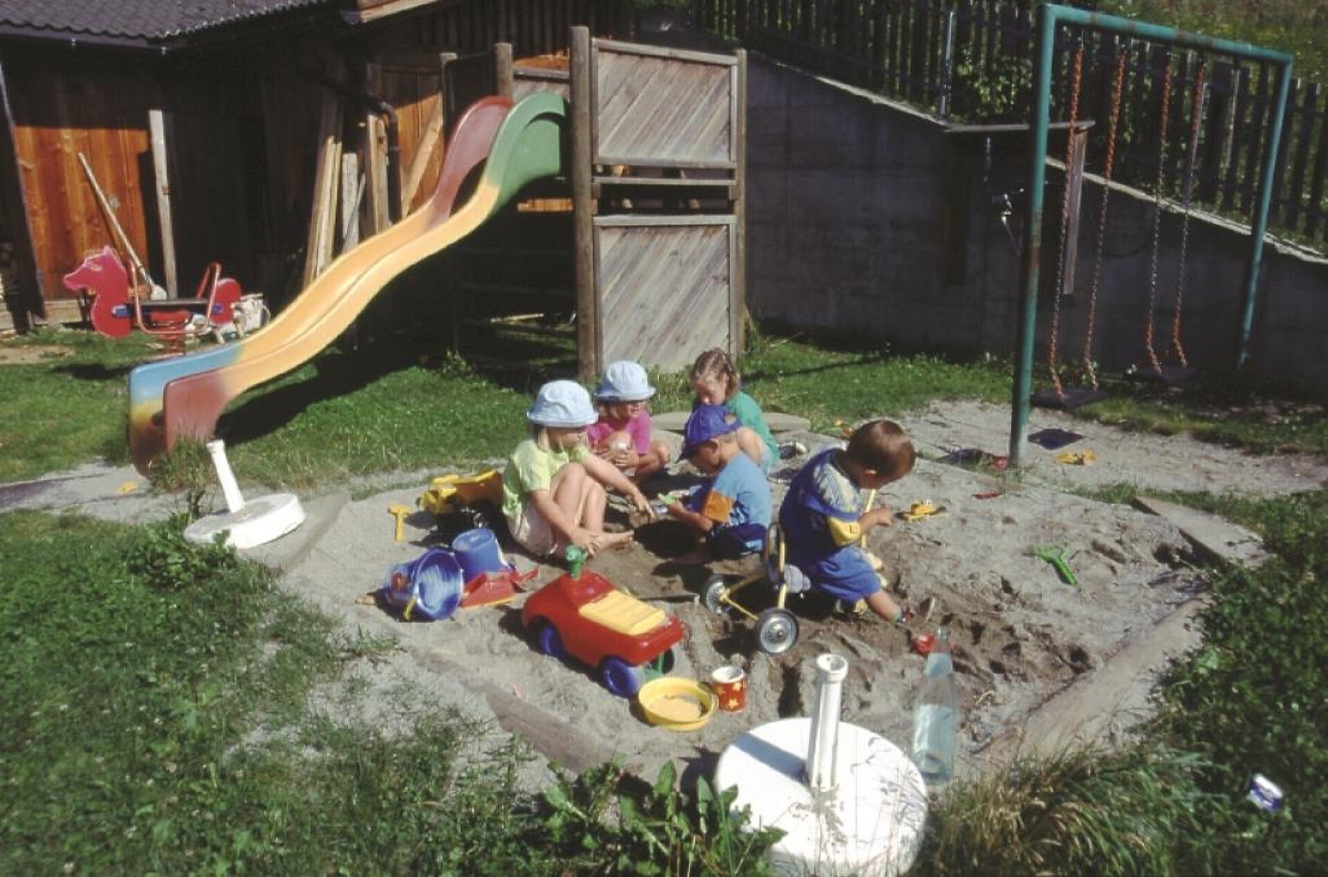 Parco giochi dall'albergo Weissen Kreuz