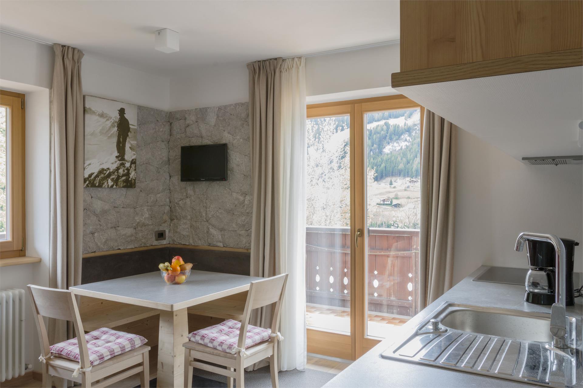 Garni - B&B Montblanc S.Crestina Gherdëina/Santa Cristina Val Gardana 7 suedtirol.info
