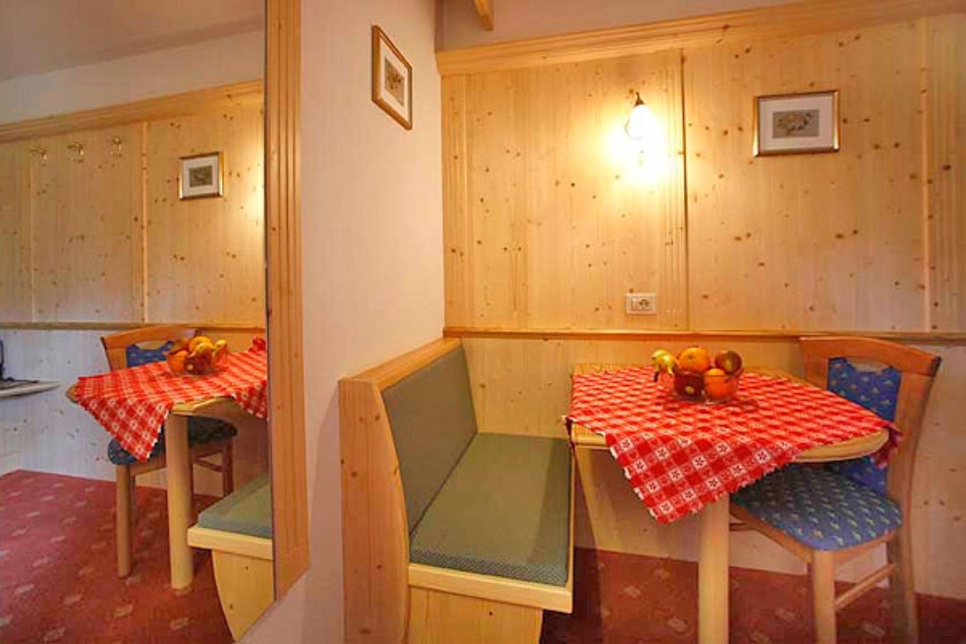 Garni - B&B Montblanc S.Crestina Gherdëina/Santa Cristina Val Gardana 22 suedtirol.info