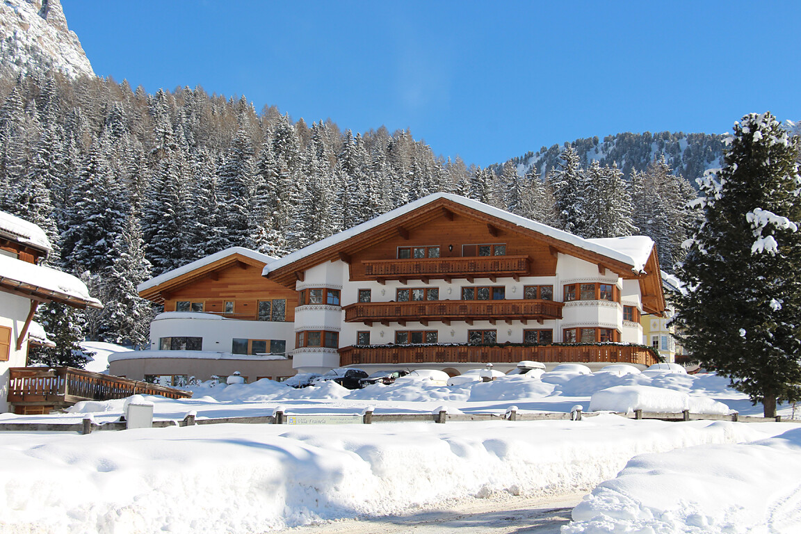 Garni Hotel Rosengarten inverno Unesco Puez