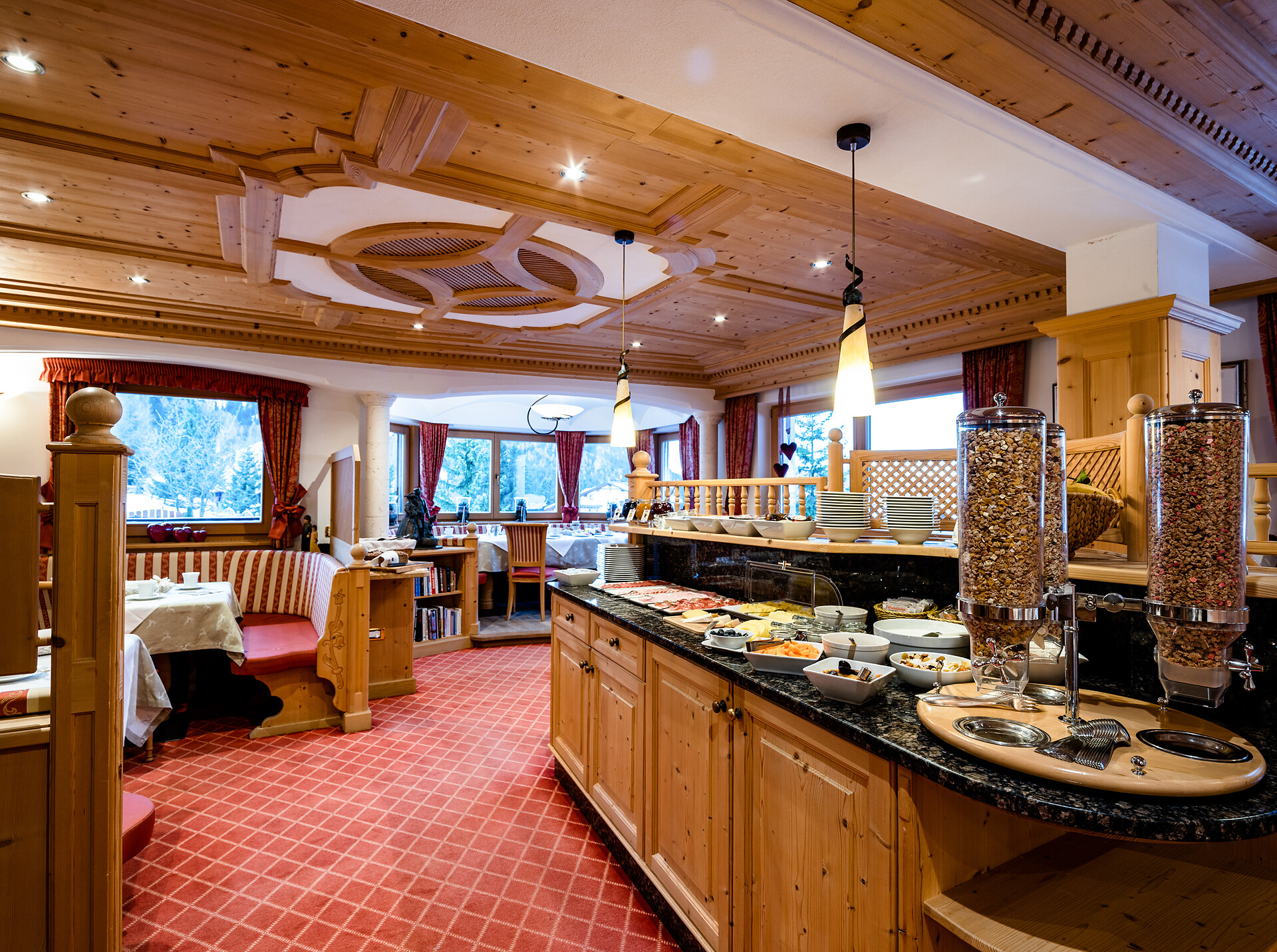 Garni Hotel Rosengarten breakfast room