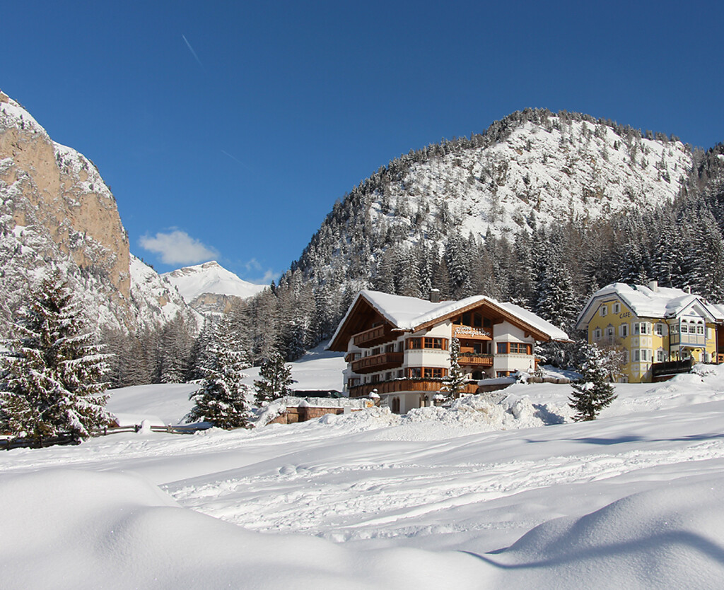 Garni Hotel Rosengarten inverno Puez