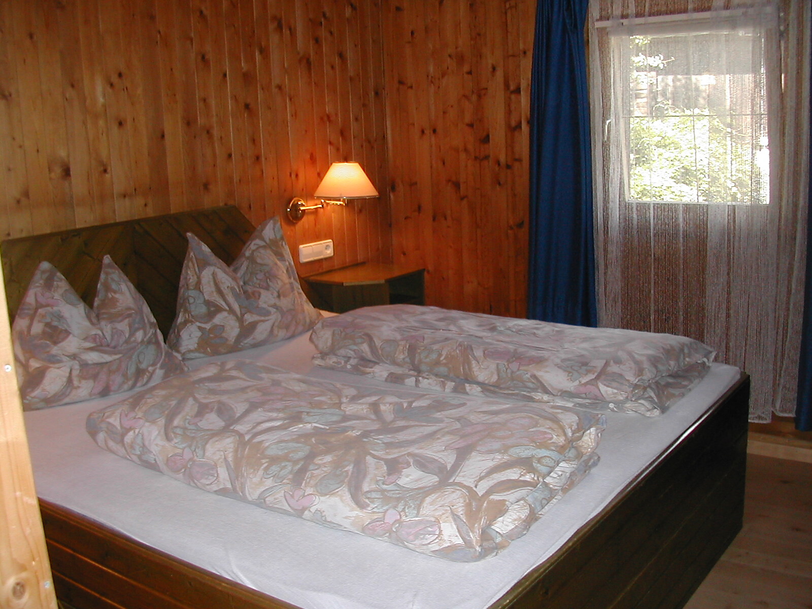 App. 2 rustic