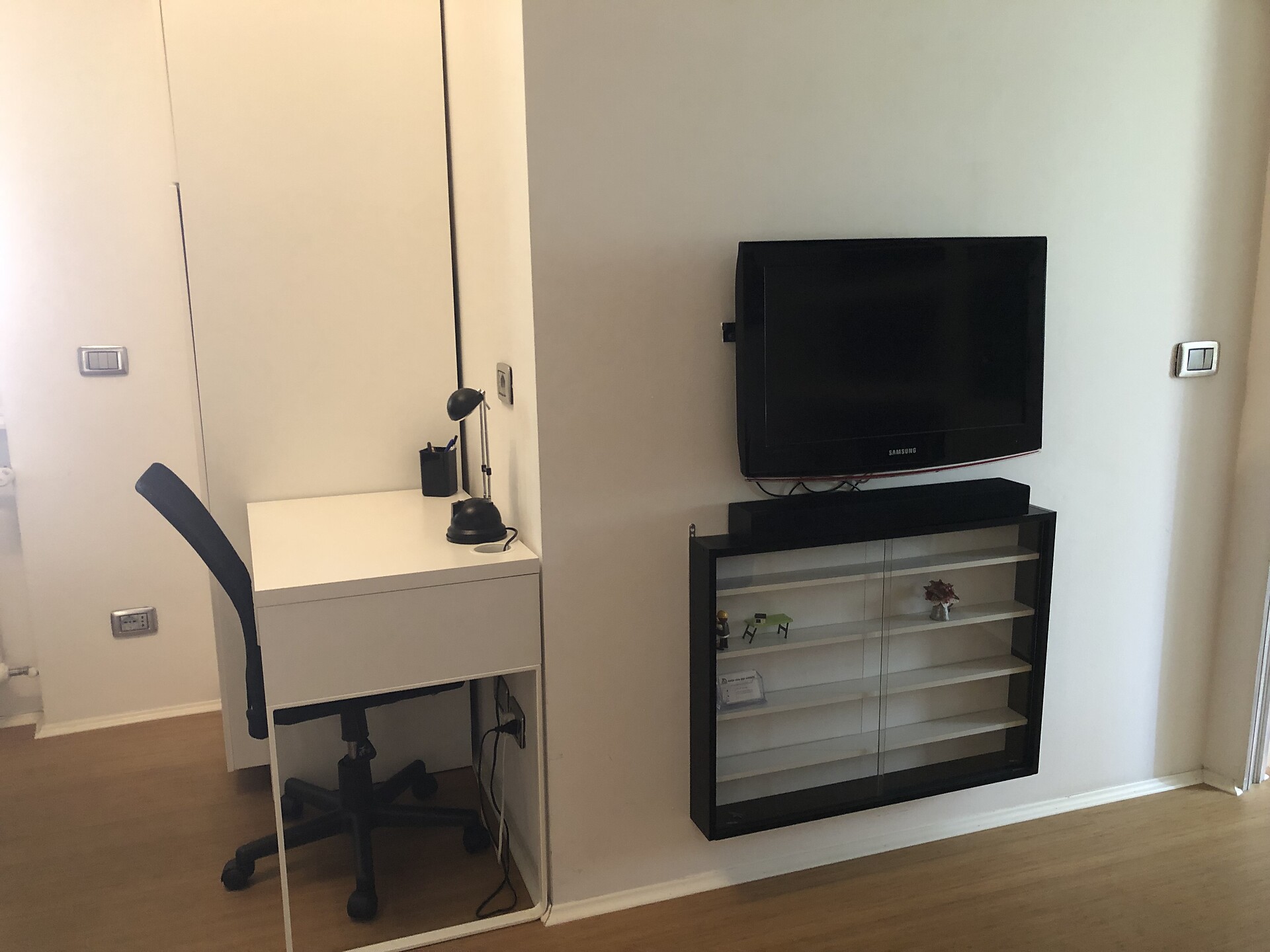 TV, office desk