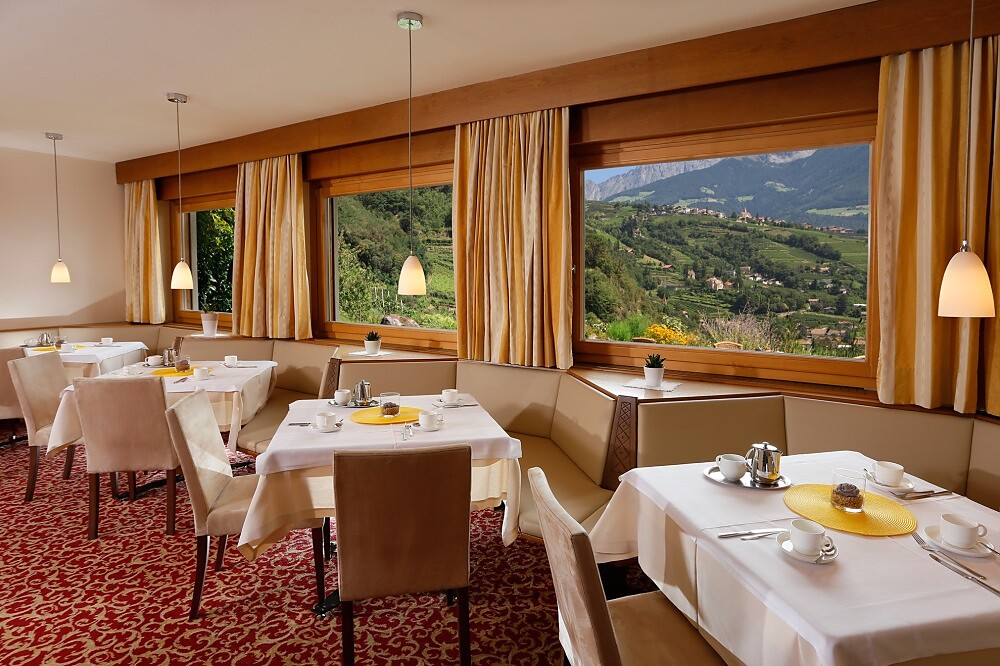 Breakfast room