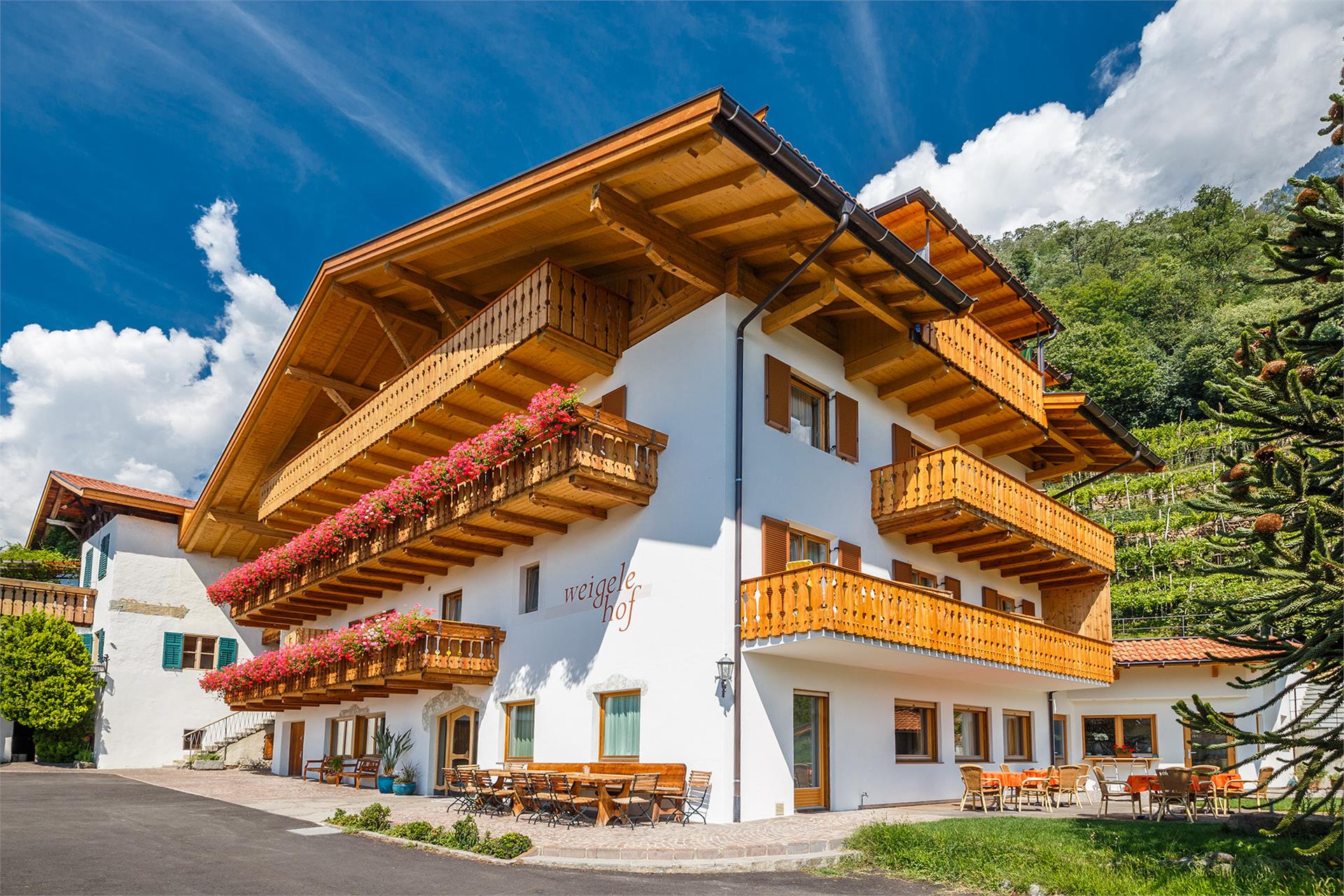 Garni Weigelehof Algund 17 suedtirol.info