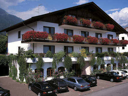 Garni-Hotel Kessler Tirolo 1 suedtirol.info