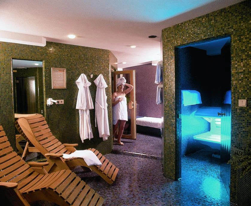 Garni-Hotel Alpentirolis Tirol/Tirolo 12 suedtirol.info