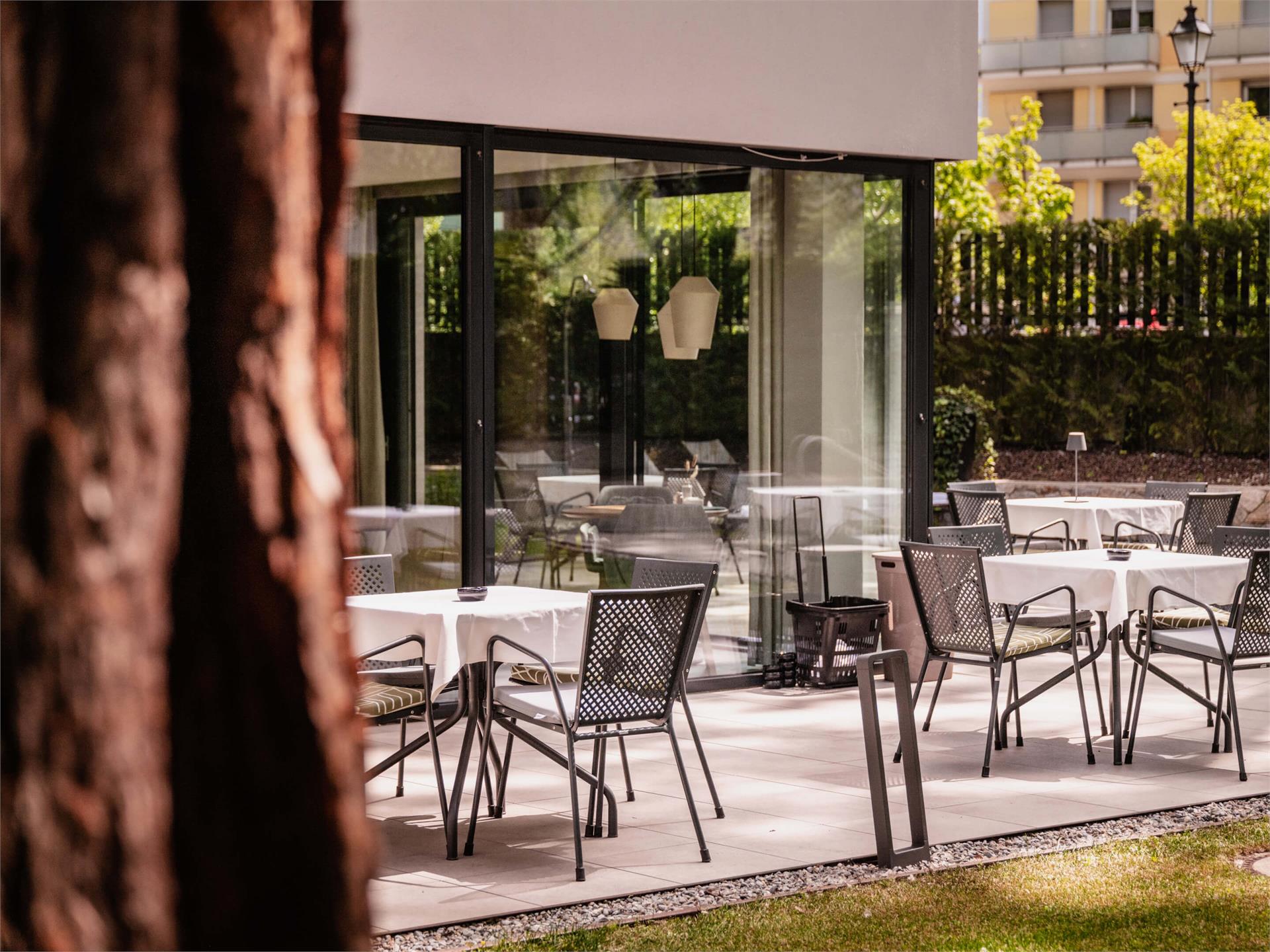 Garni Hotel Flora Meran/Merano 21 suedtirol.info