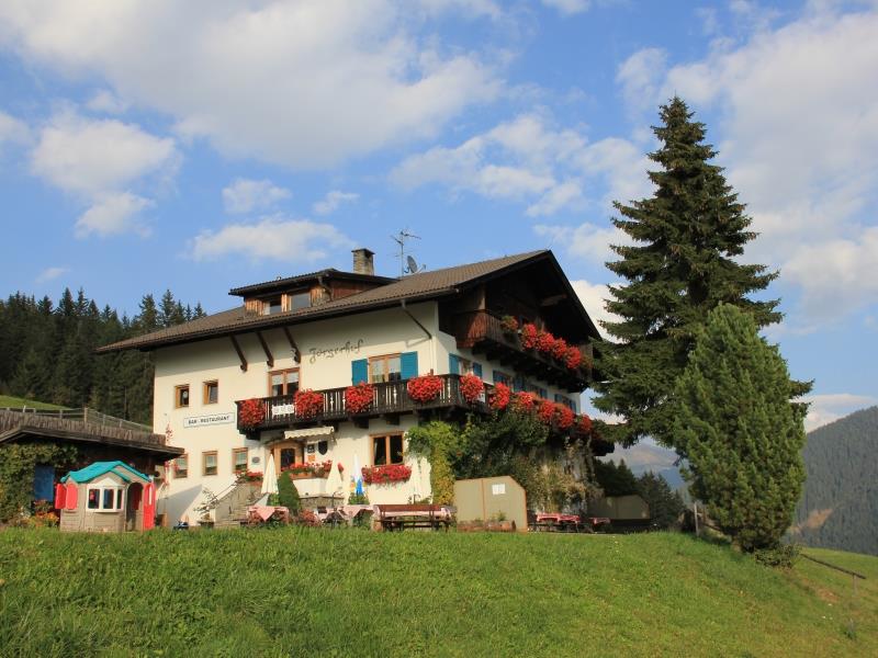 Gasthof Jörgerhof Dobbiaco 1 suedtirol.info