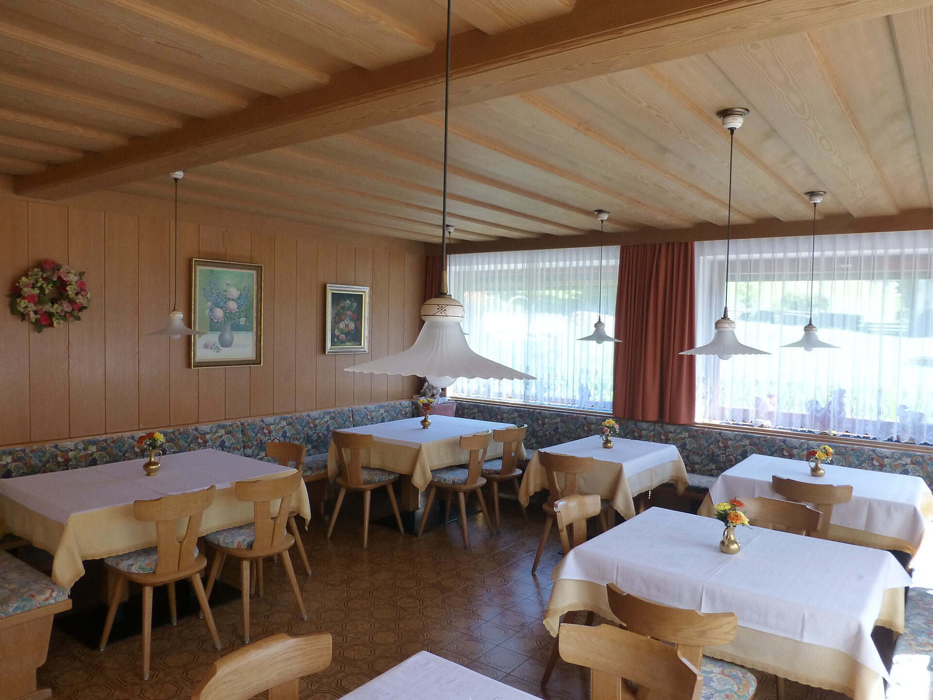 Breakfast room