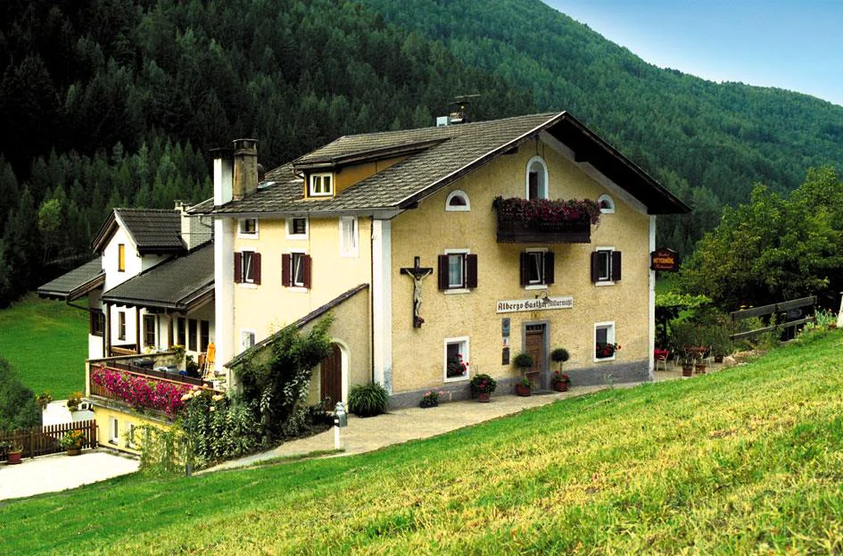 Albergo Mittermühl Funes 2 suedtirol.info
