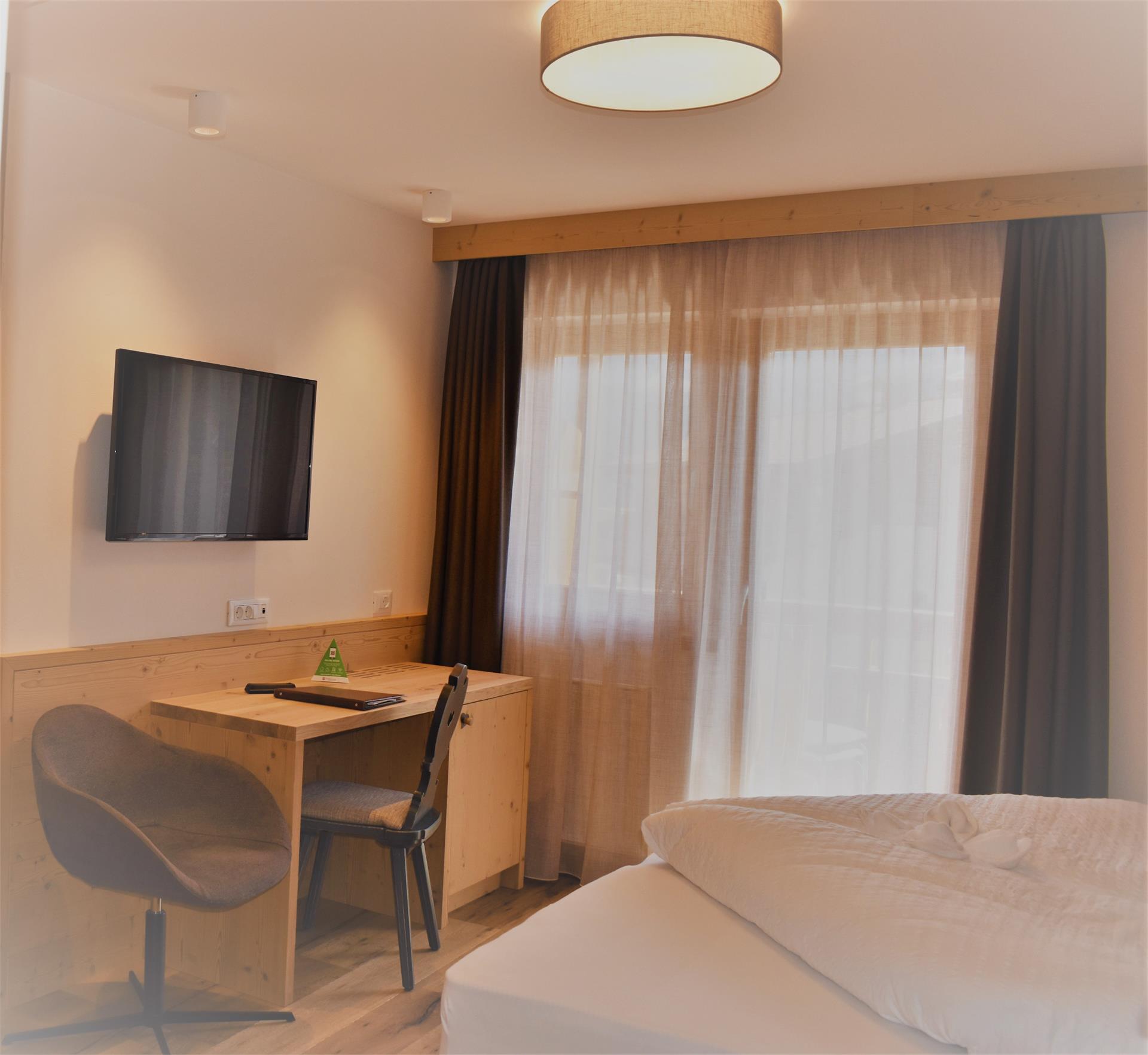 Albergo Teiser Stern Funes 28 suedtirol.info