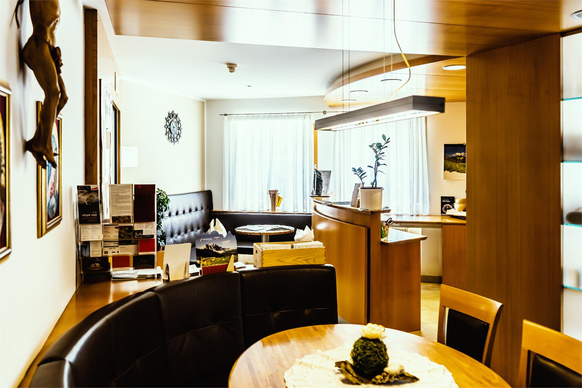 Albergo Teiser Stern Funes 22 suedtirol.info