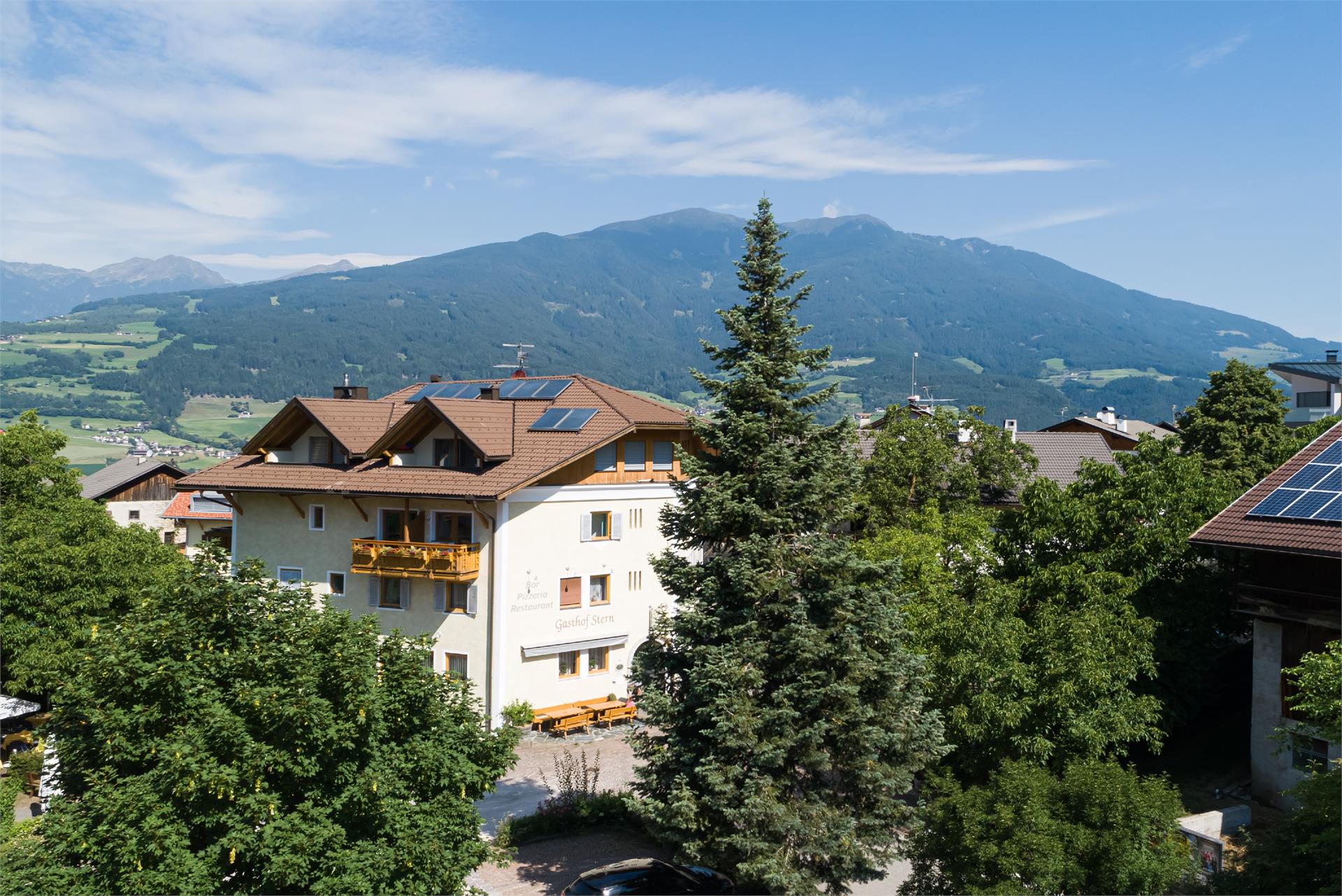 Albergo Teiser Stern Funes 11 suedtirol.info