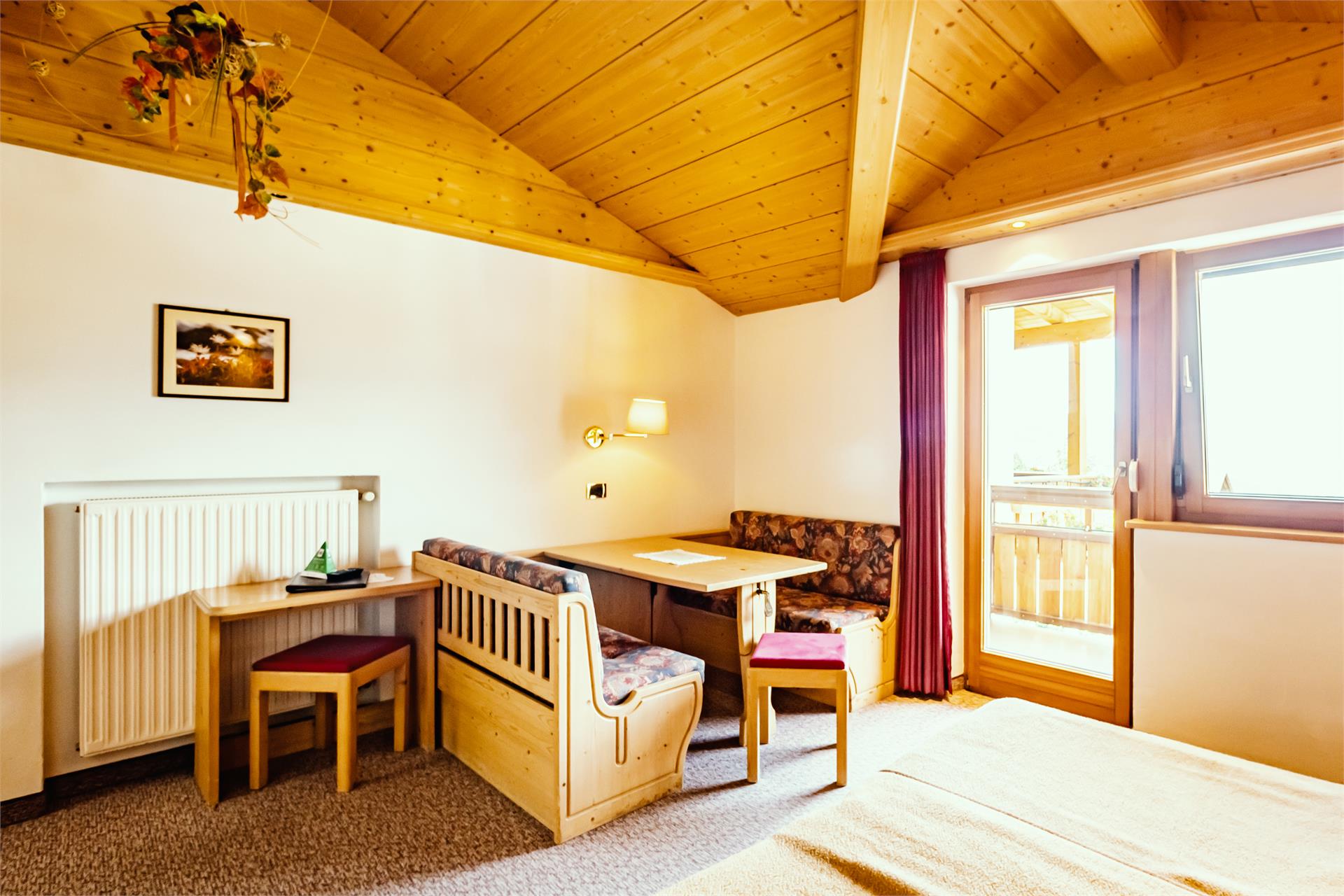 Albergo Teiser Stern Funes 3 suedtirol.info