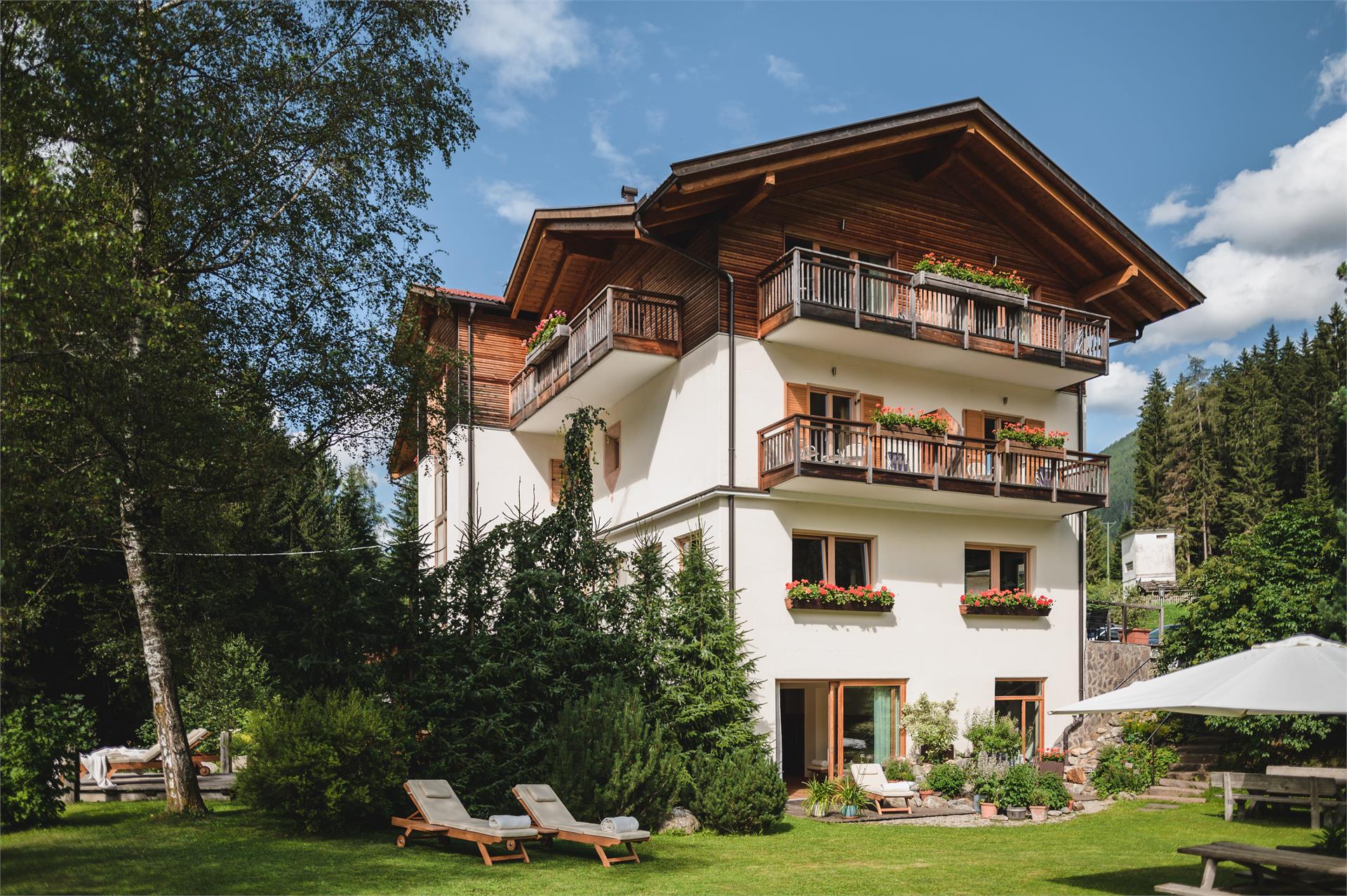 Guesthouse St. Nikolaus Ulten 15 suedtirol.info