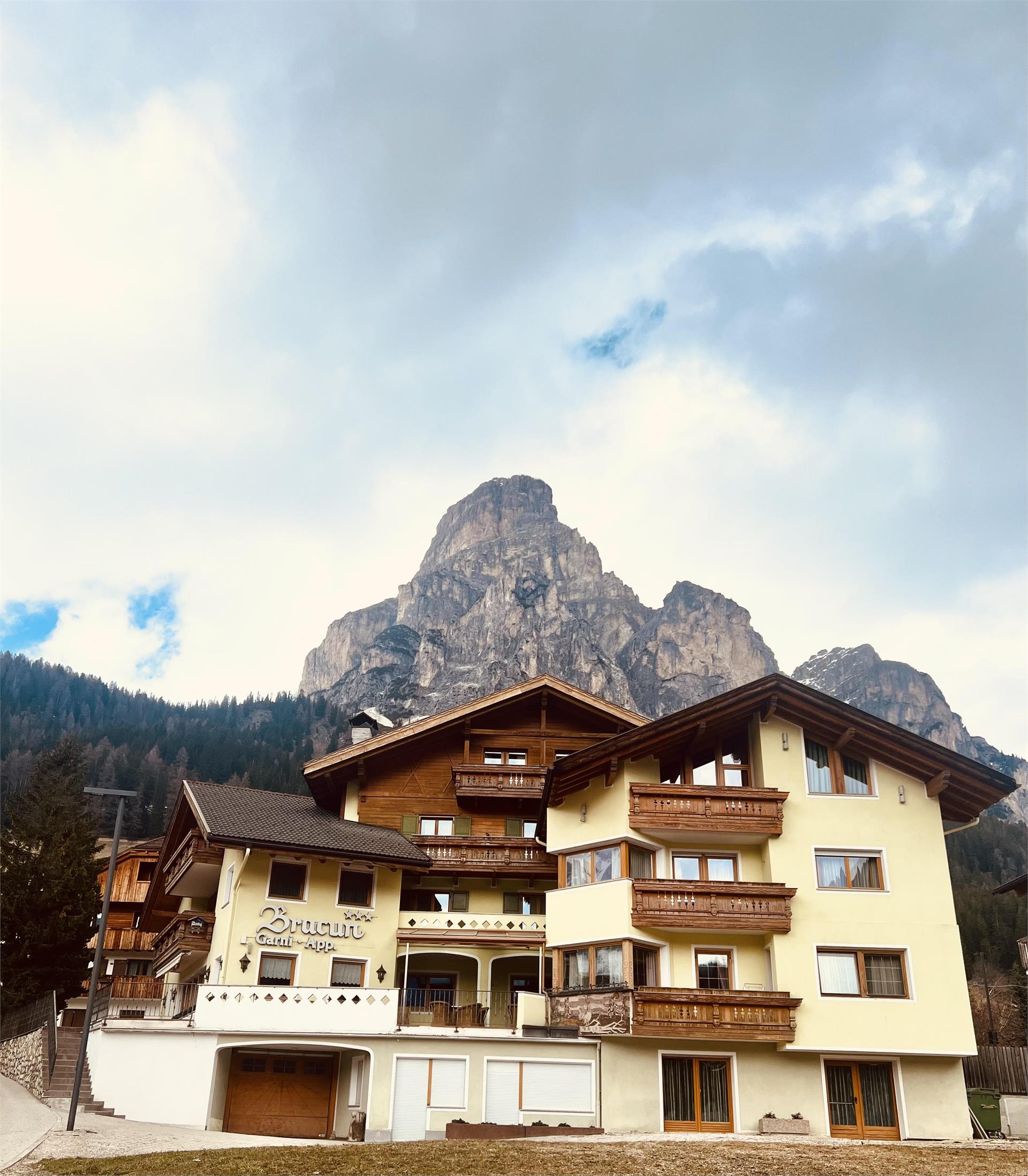 Garni + app. Bracun Corvara 1 suedtirol.info