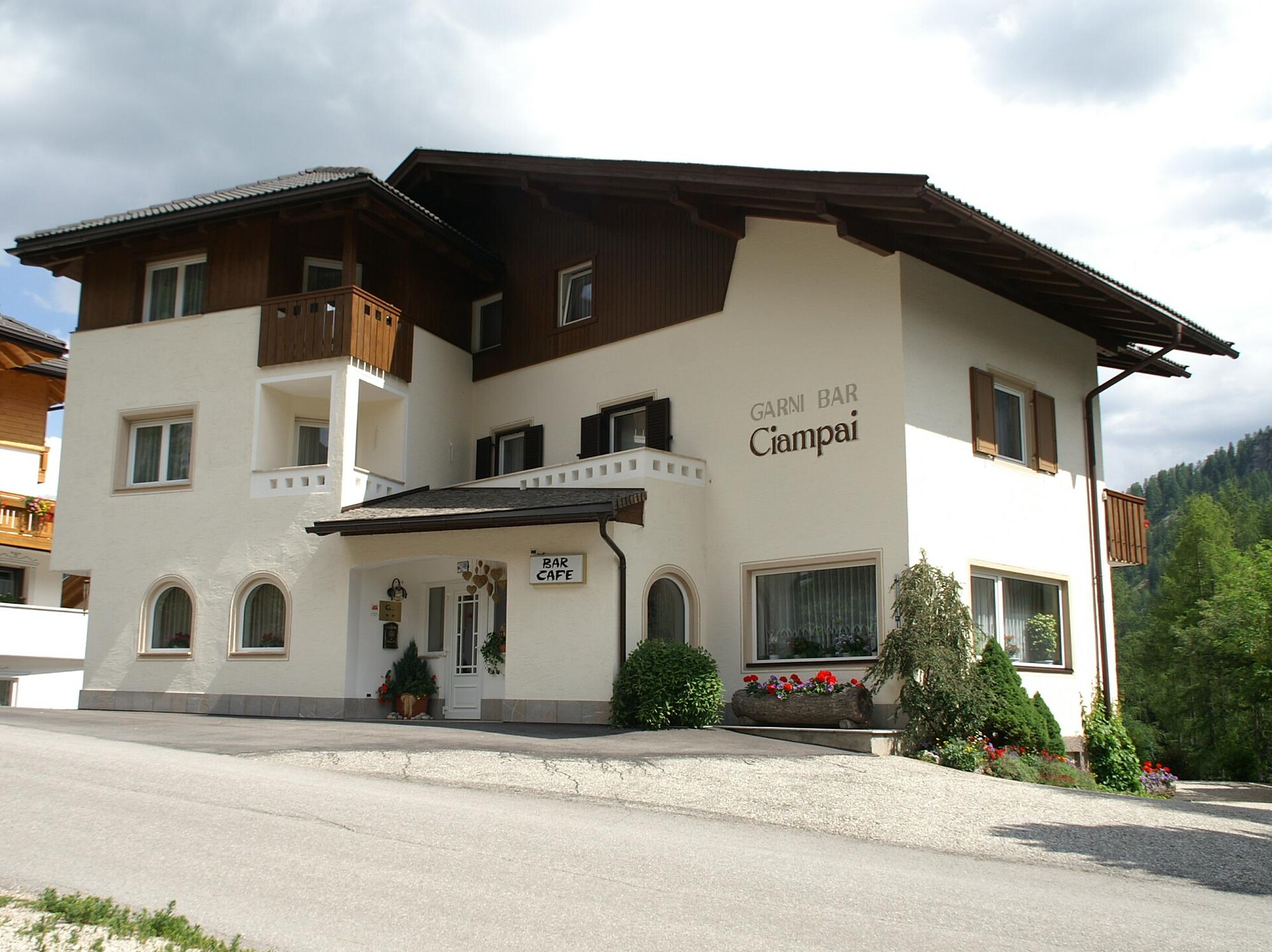 Garni Ciampai
