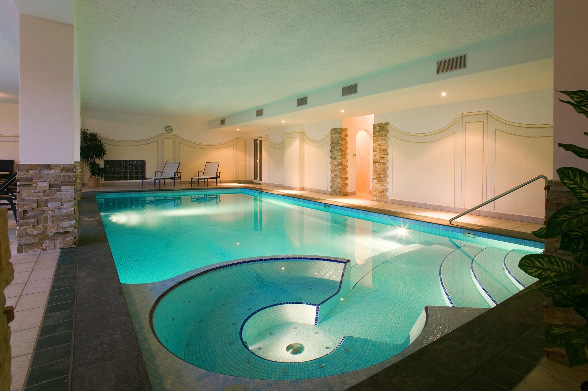 indoor swimming pool