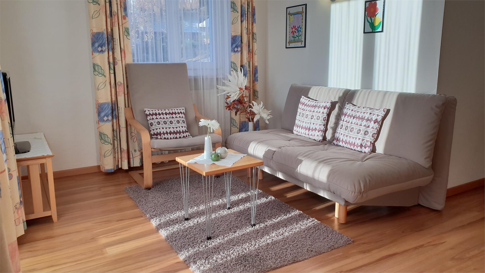 Garni Appartements Dornach Schenna 6 suedtirol.info