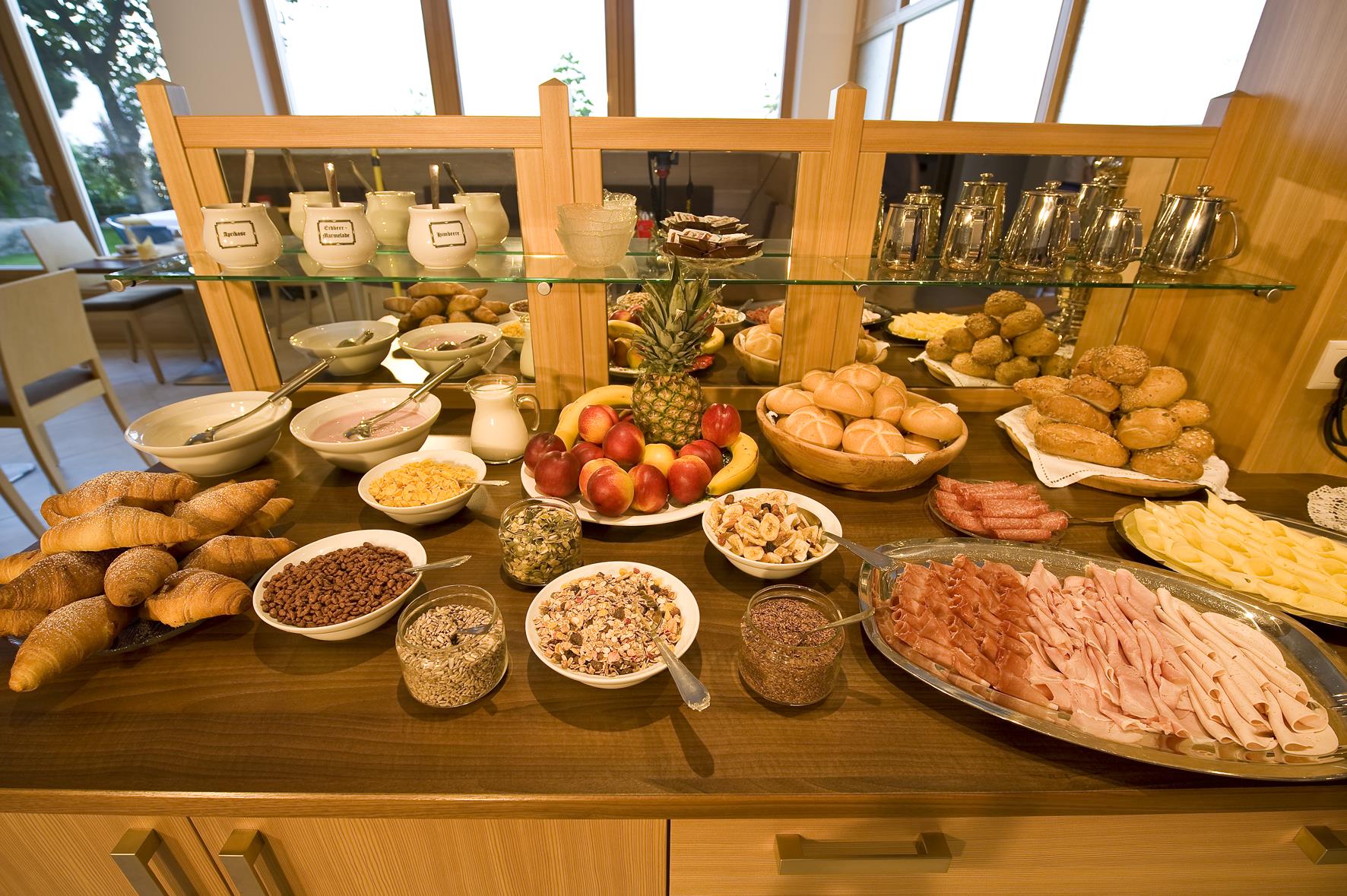 Garni-Hotel Ehrenfels Schenna 9 suedtirol.info