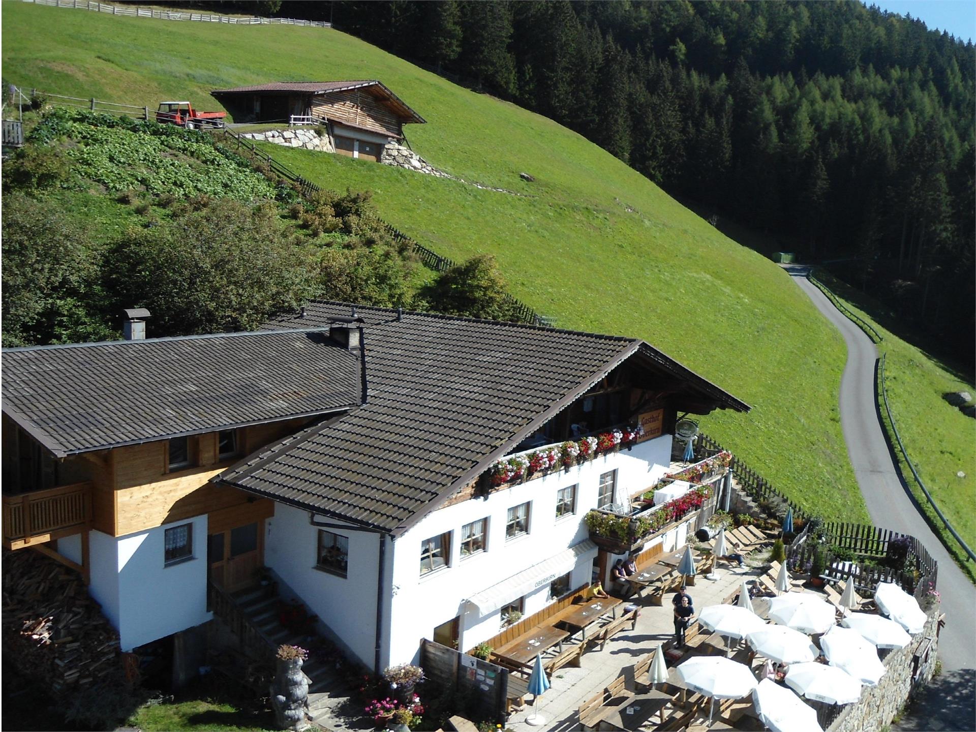 Gasthof Oberkirn Schenna 1 suedtirol.info