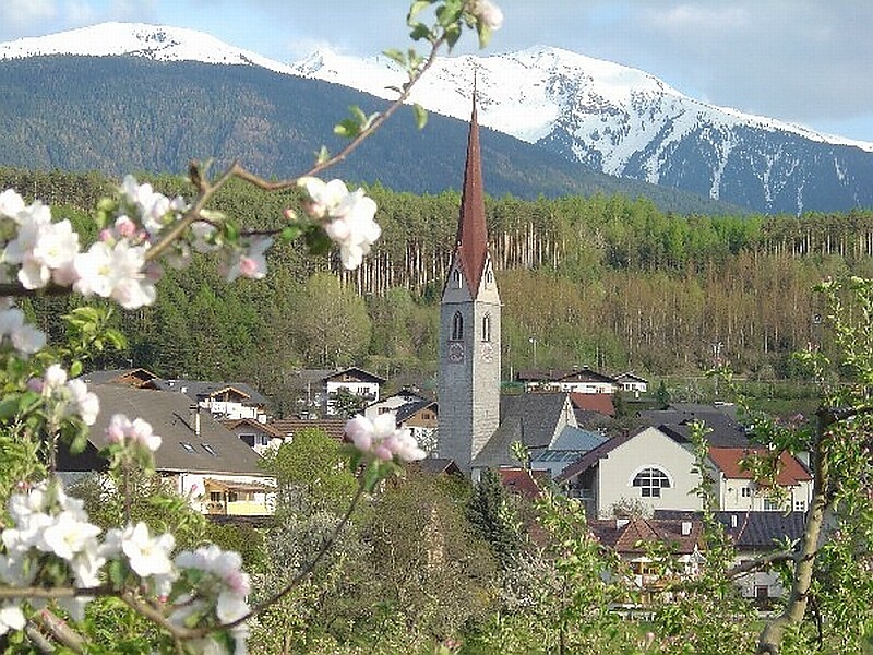Dorf Schabs
