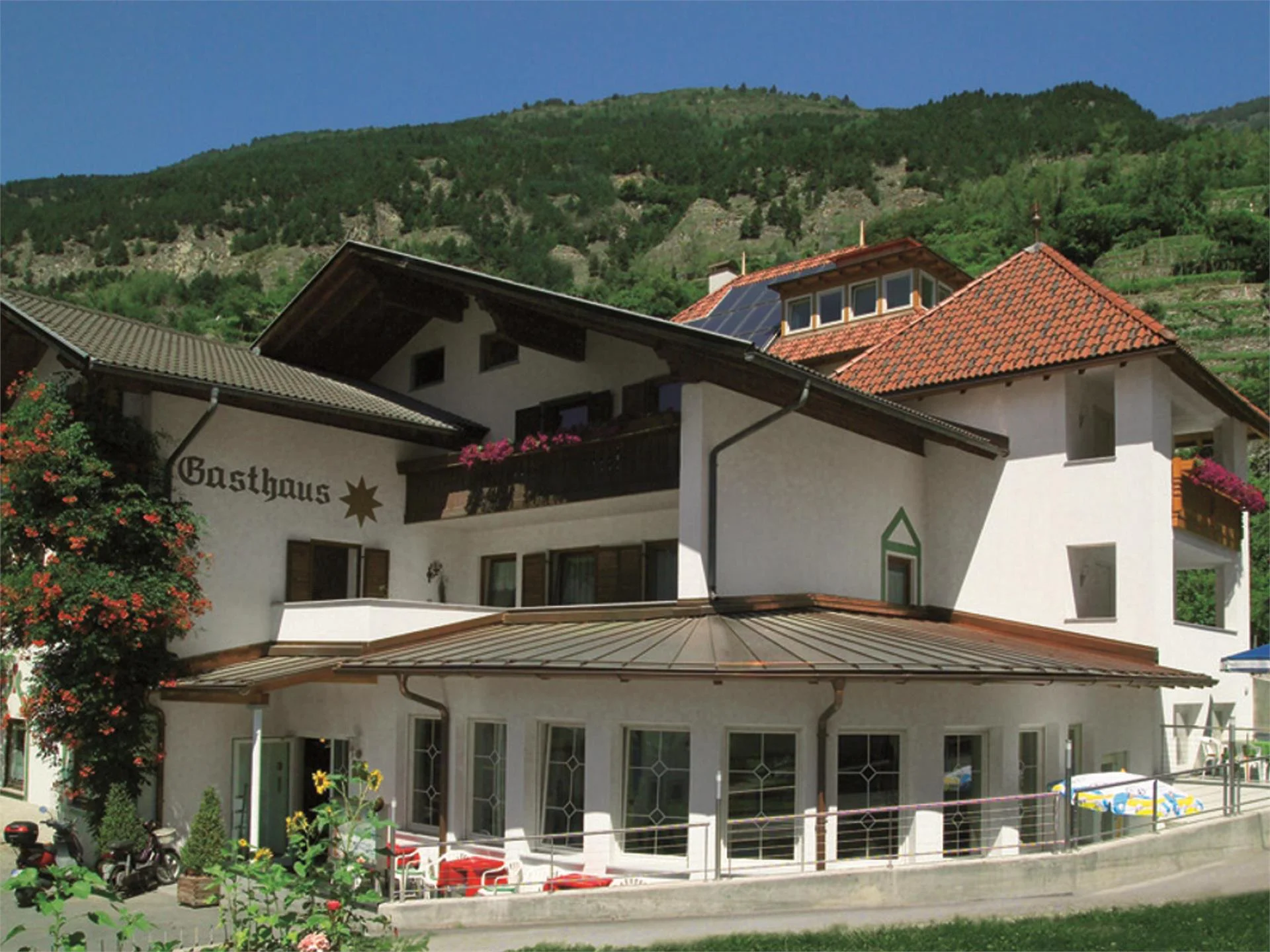 Gasthof Hotel Sonne Schlanders 1 suedtirol.info
