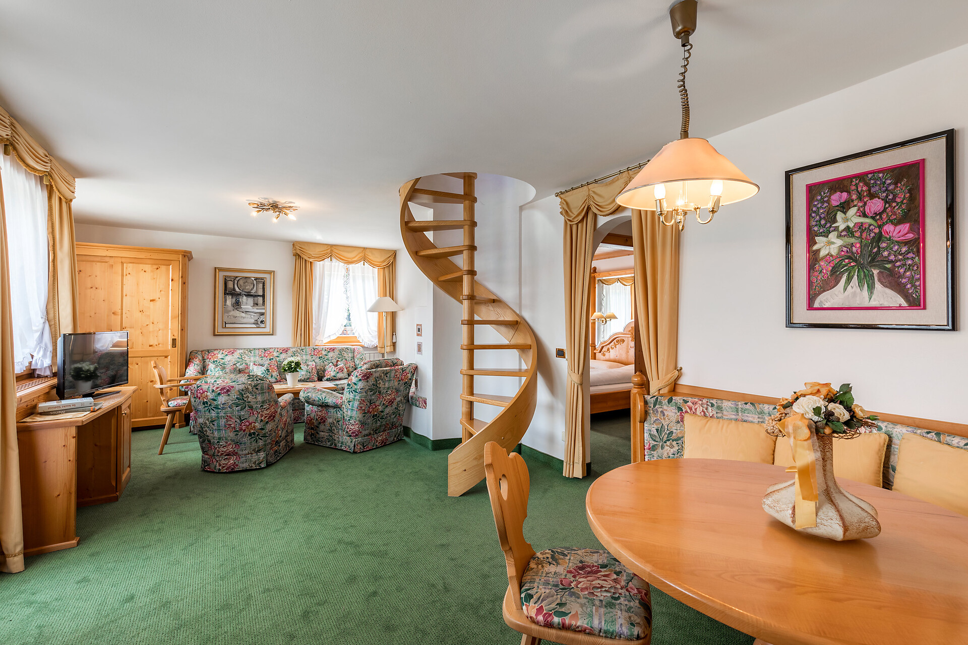 Suite 505