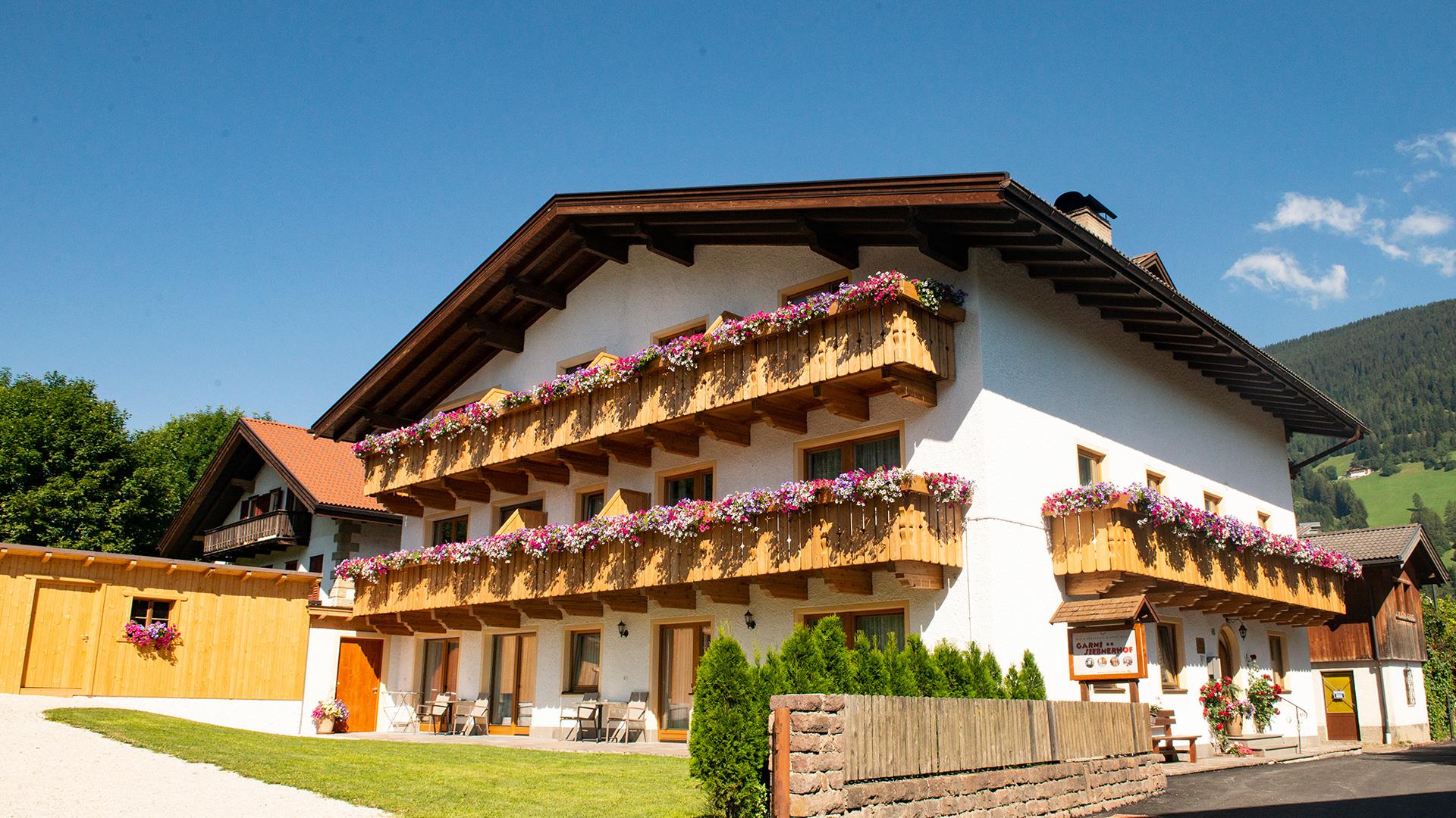 Garni Siebnerhof Innichen 1 suedtirol.info