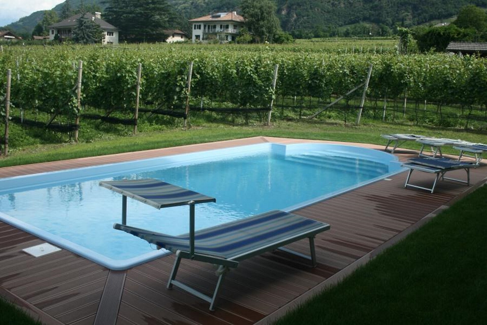 swimmingpool