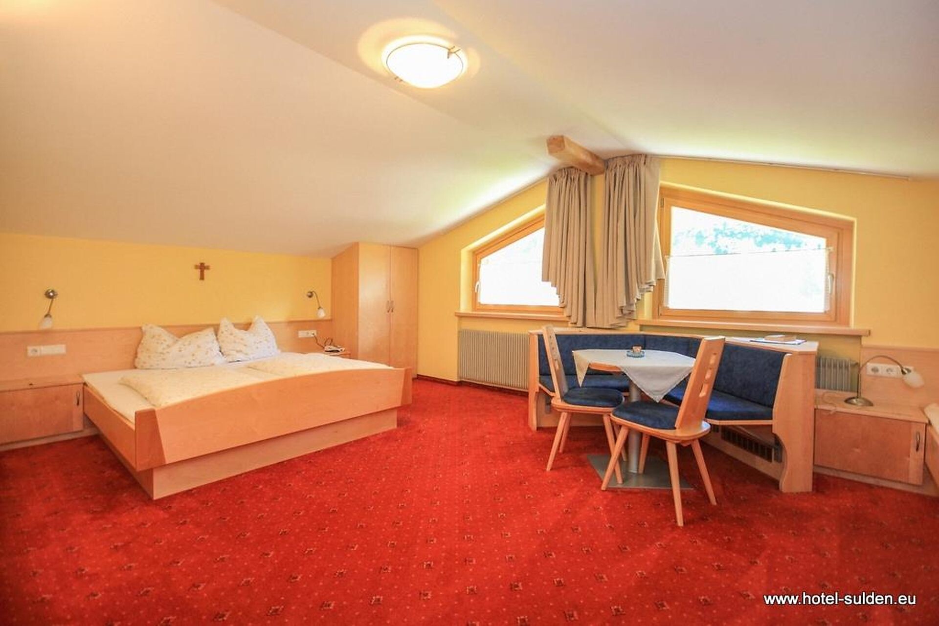 "familiy" room